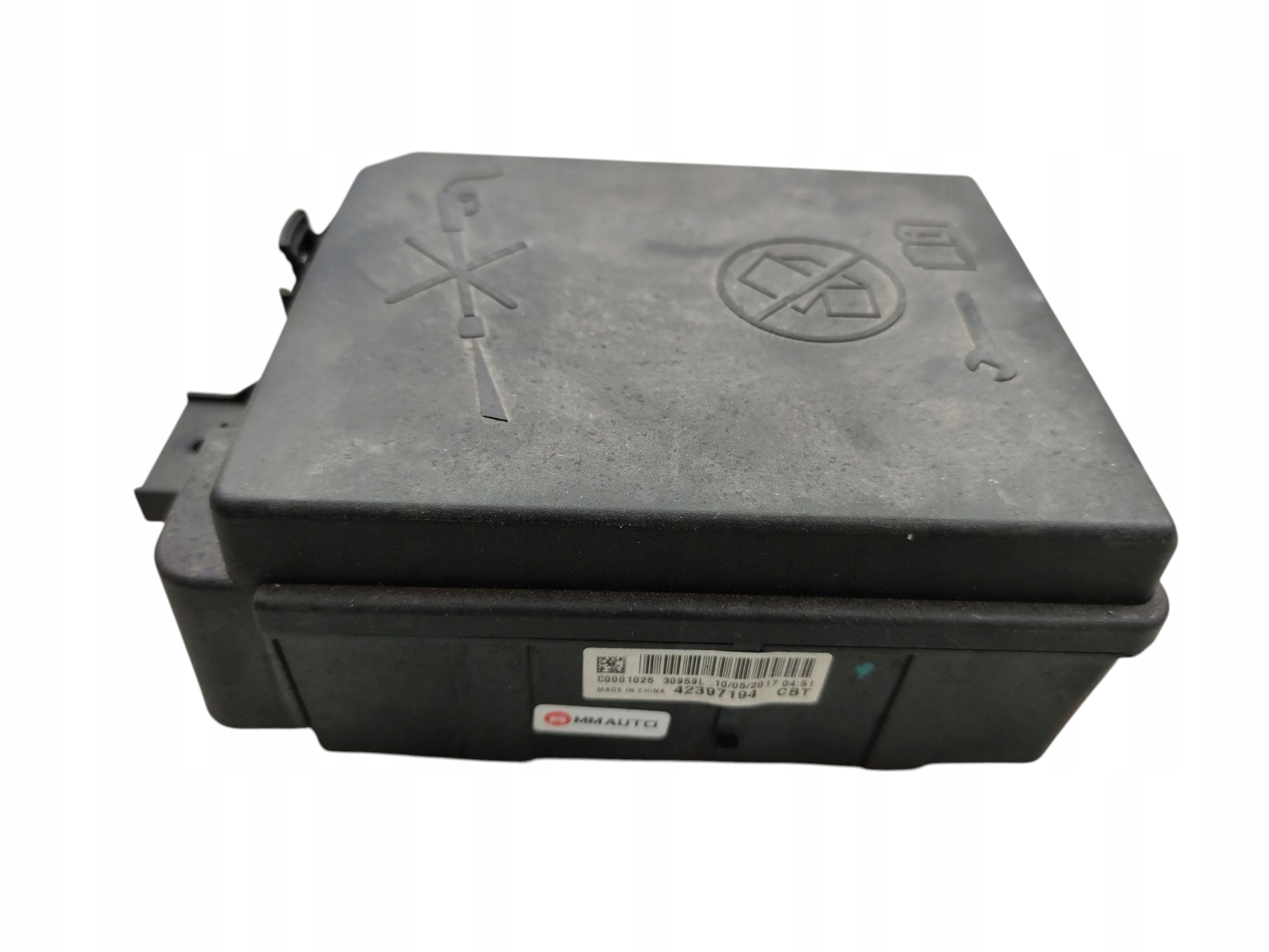 Boîte Module fusibles OPEL MOKKA X 42397194