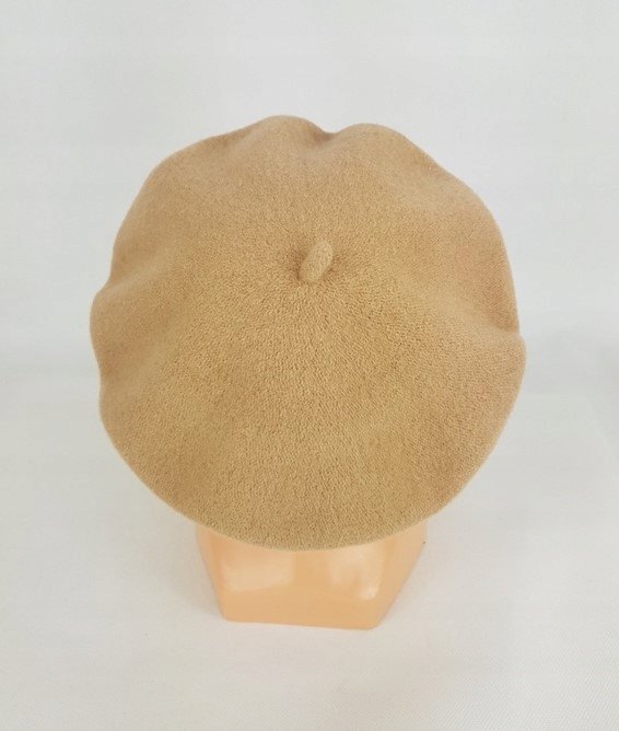 128 BERET FEZKO kolor CAMEL rozm. 11" Wzór dominujący bez wzoru