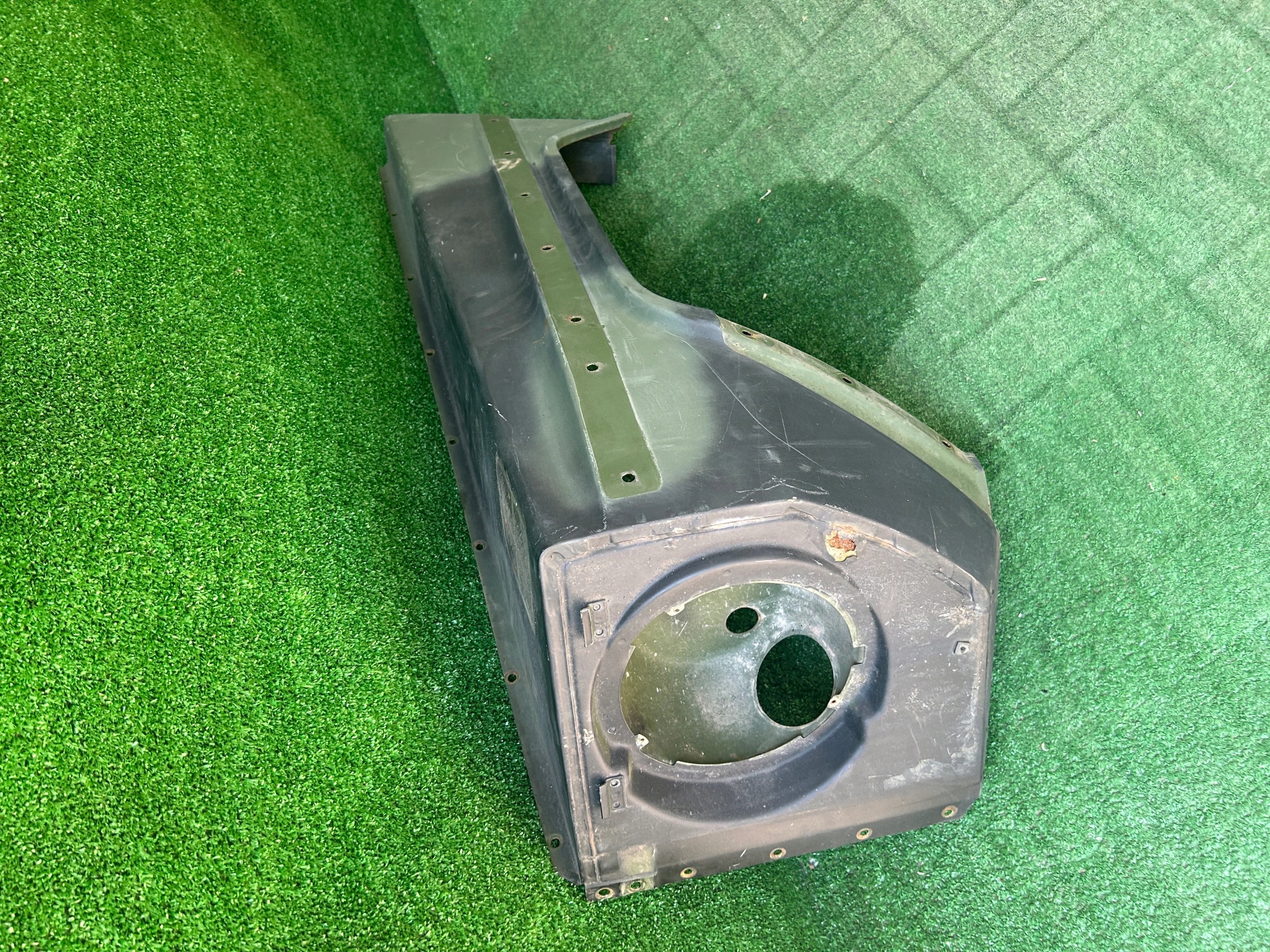 fender left front MERCEDES G KLASA W460 79- original