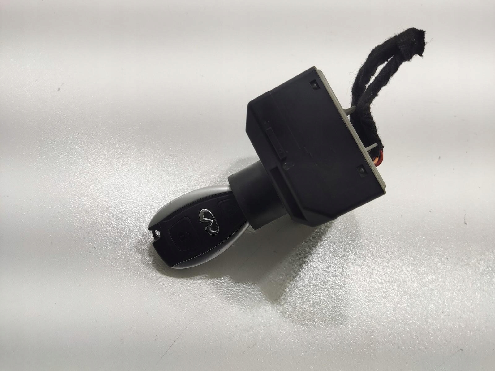 ignition key PILOT INFINITI Q30 2015-2020 A2469050703