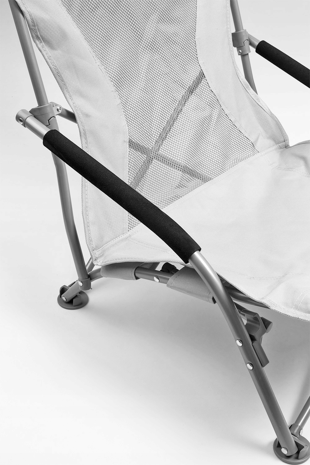 KRZESŁO TURYSTYCZNE SKŁADANE WĘDKARSKIE PLAŻOWE FOTEL OGRODOWY Z OPARCIEM Szerokość siedziska 50 cm