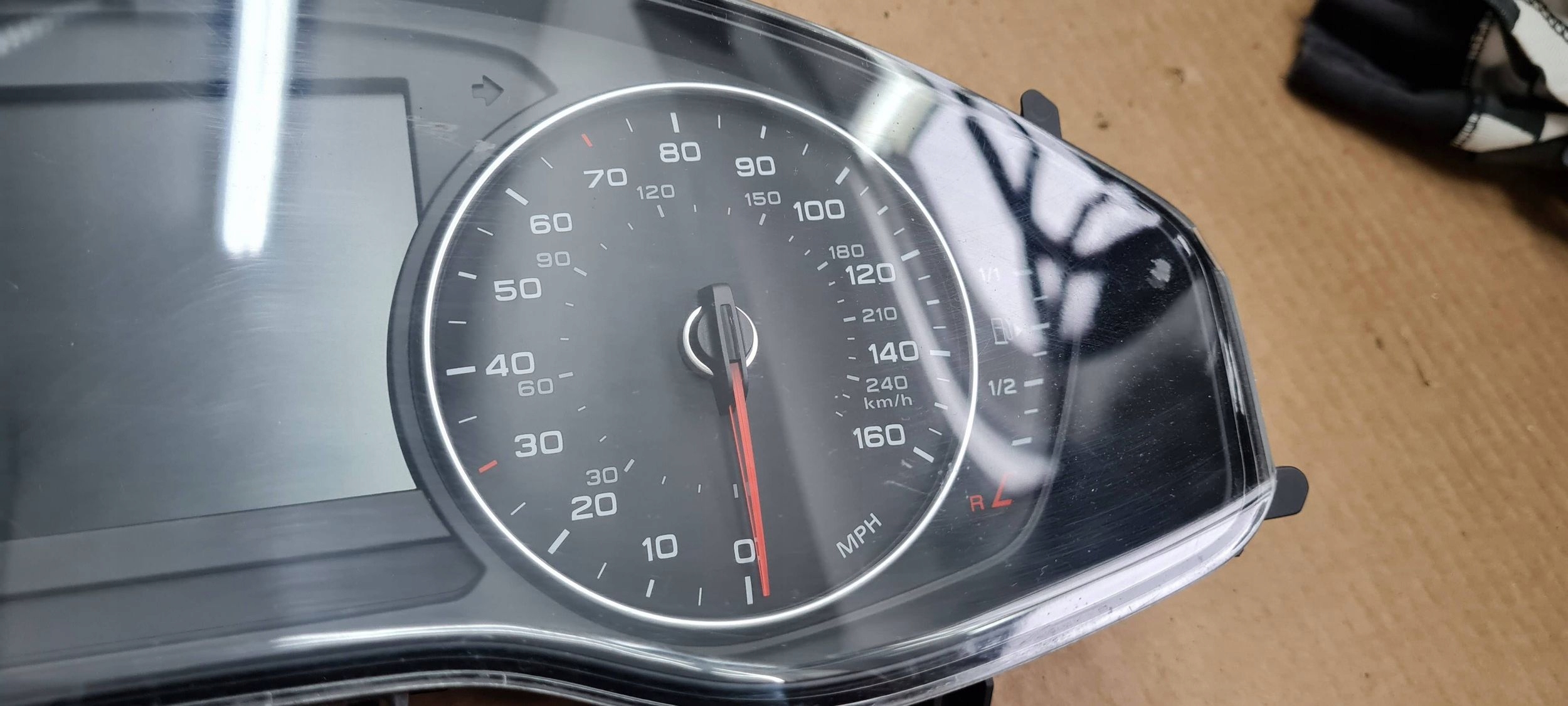 A4 B9 8W dials clock dials window 2.0 TDI ANGLIK 8W5920941