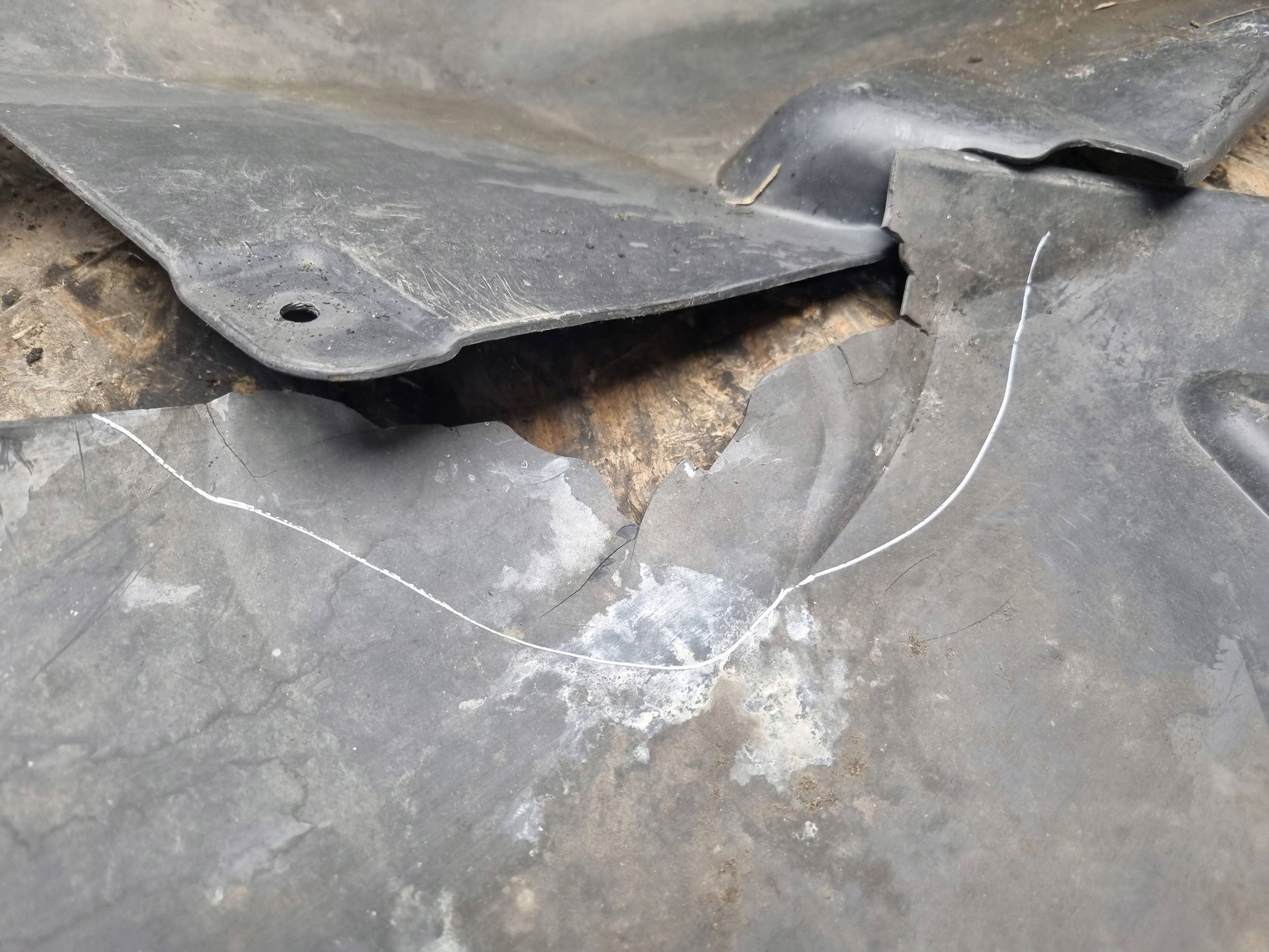 mudguard left front 8223375 BMW 7 E65 E66