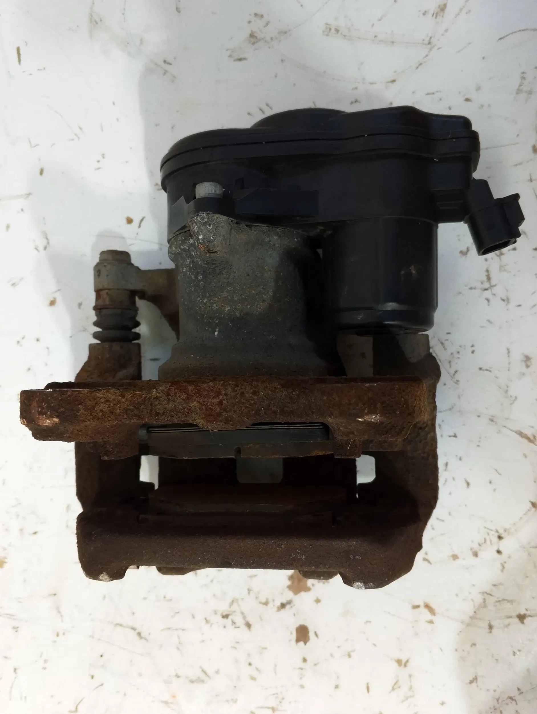 Toyota RAV4 V caliper brake rear left (B144)