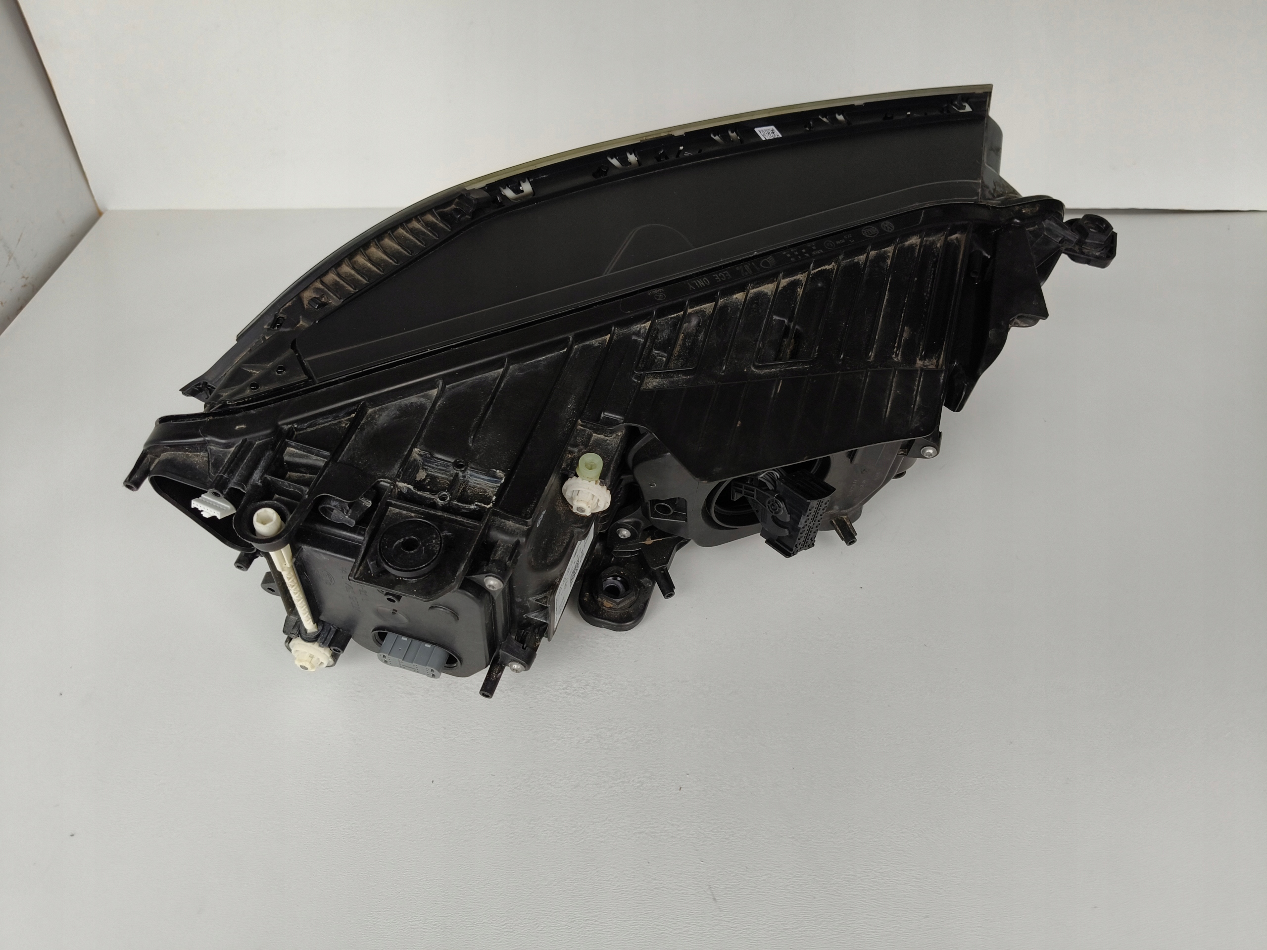 light left REFLEKTOR VW TOUAREG III 760 18- R-LINE FULL LED
