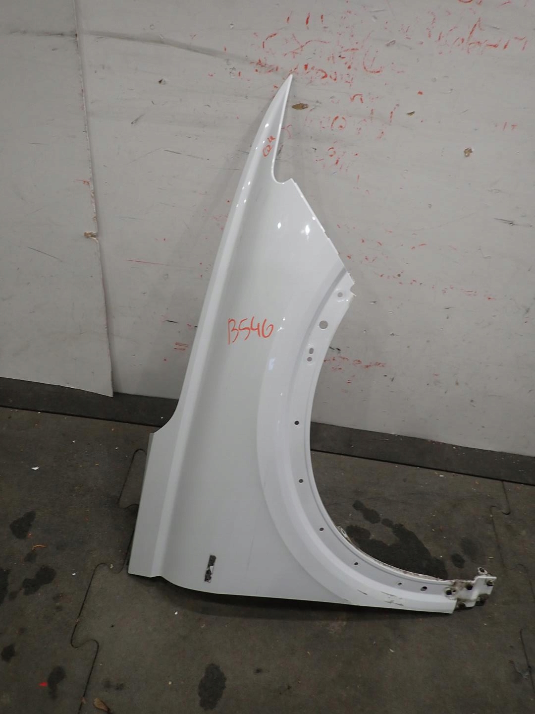 fender front front right AUDI Q4 2018