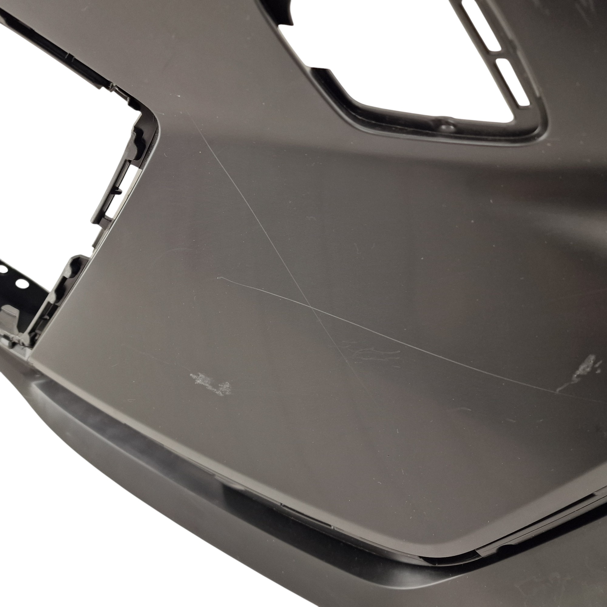 bumper front VOLVO XC60 R-design LIFT 4X PDC without washers