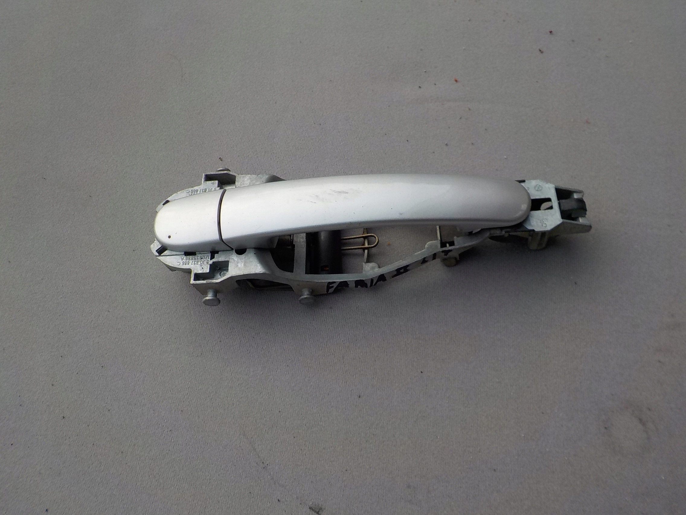 handle left rear part skoda fabia II HB 2007r