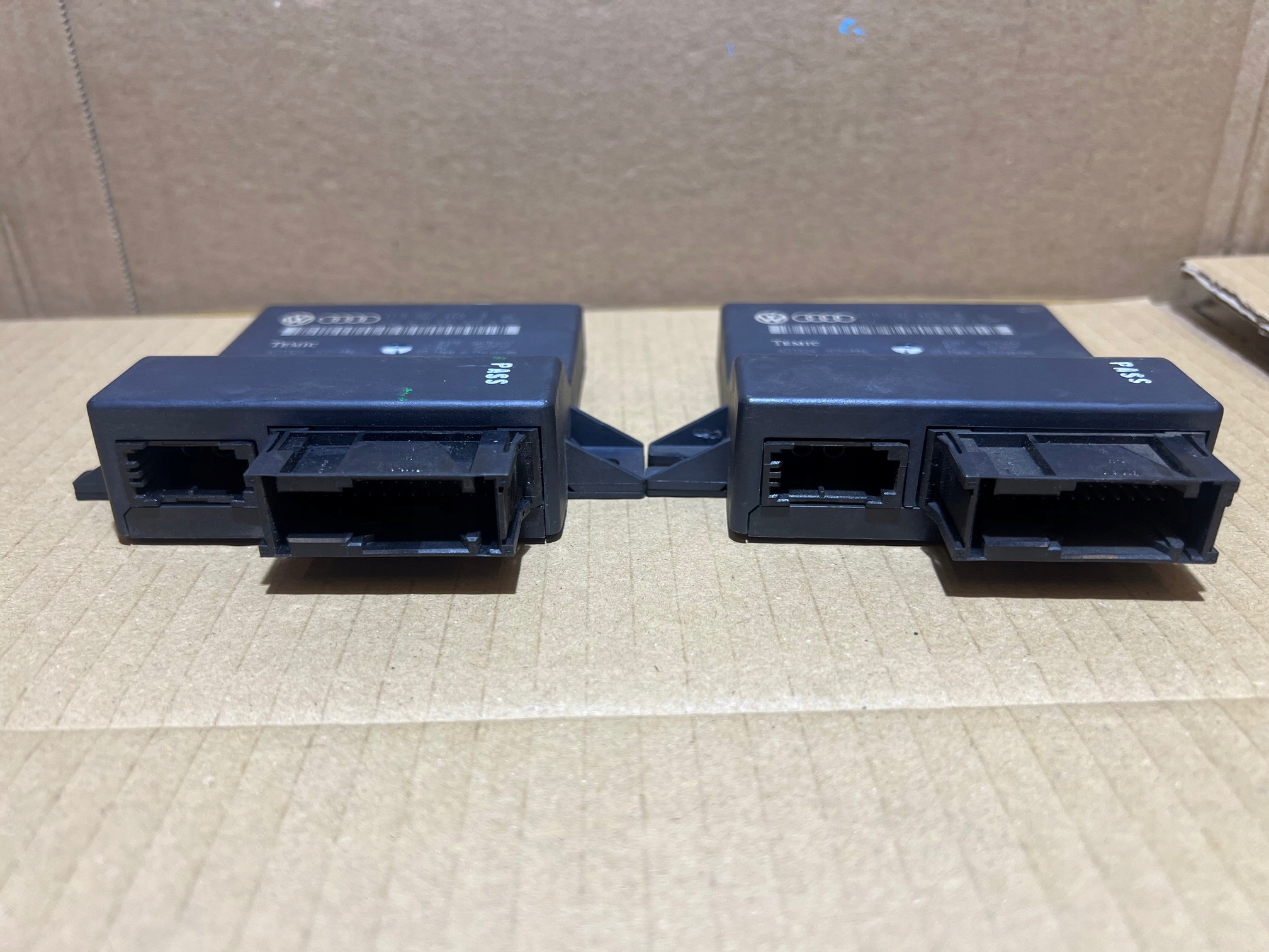 AUDI Q7 4L module control unit GATEWAY 4L0907468B