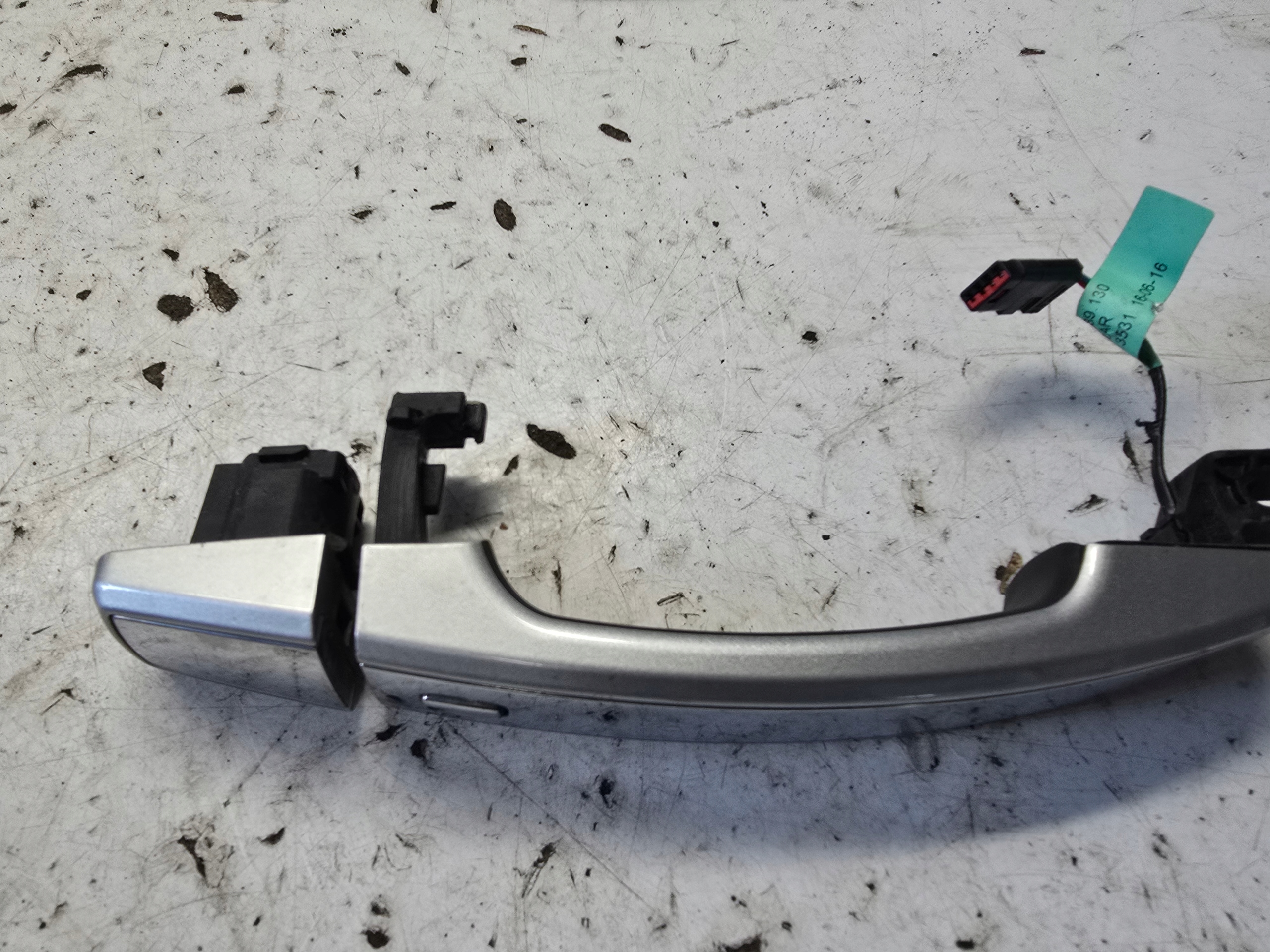 OPEL INSIGNIA A MOKKA handle door KEYLESS left rear part left rear Z176