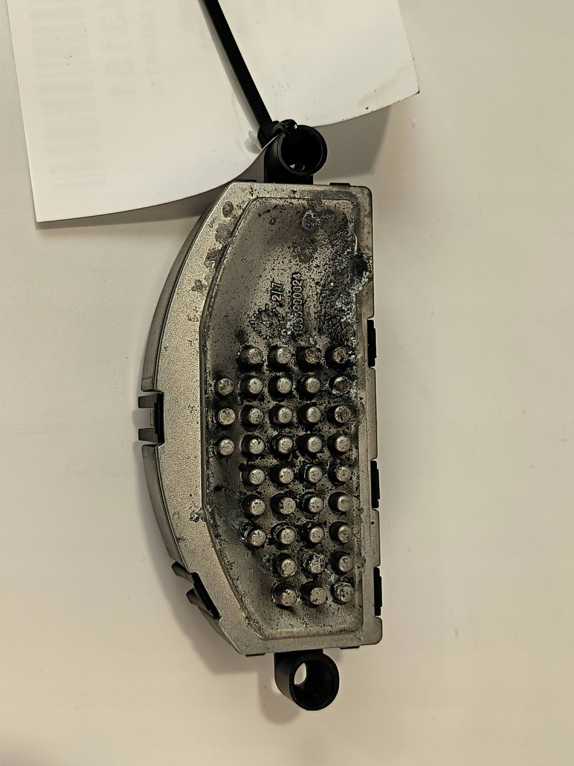 resistor, rheostat, regulator 5Q090721E SKODA OCTAVIA III