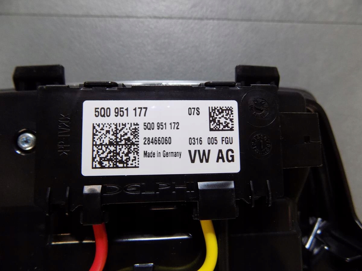 AUDI A8 4N FANALE CIELO INTERNO cabina 4N0947135D