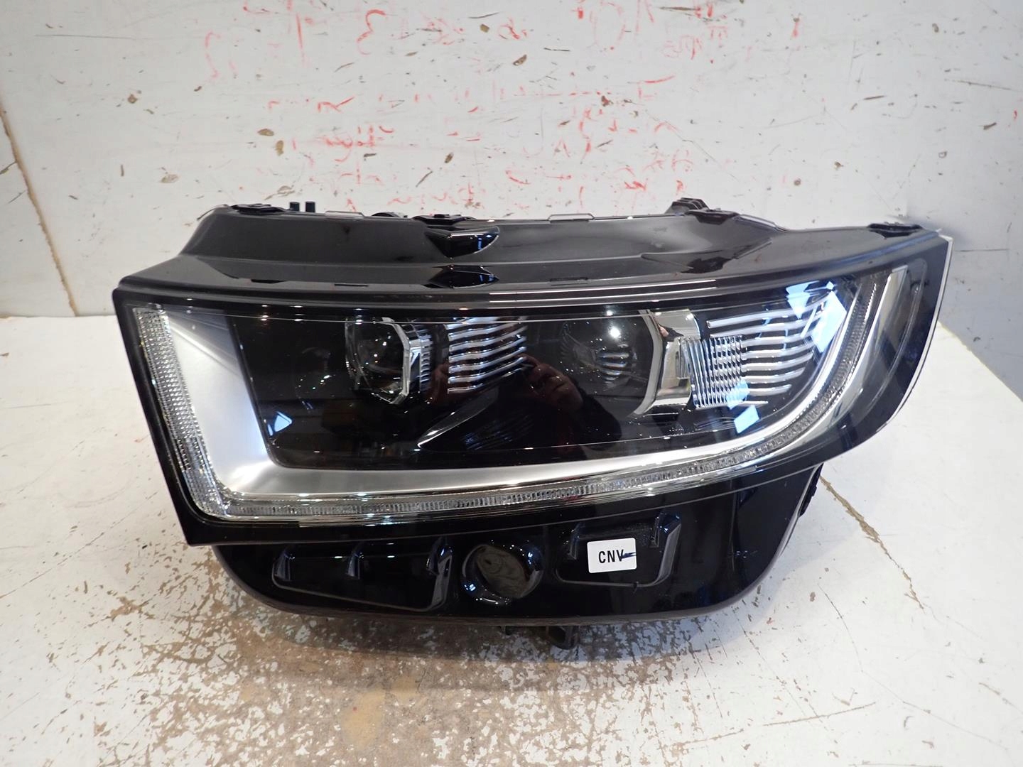 light front left FORD EDGE 16- FULL LED