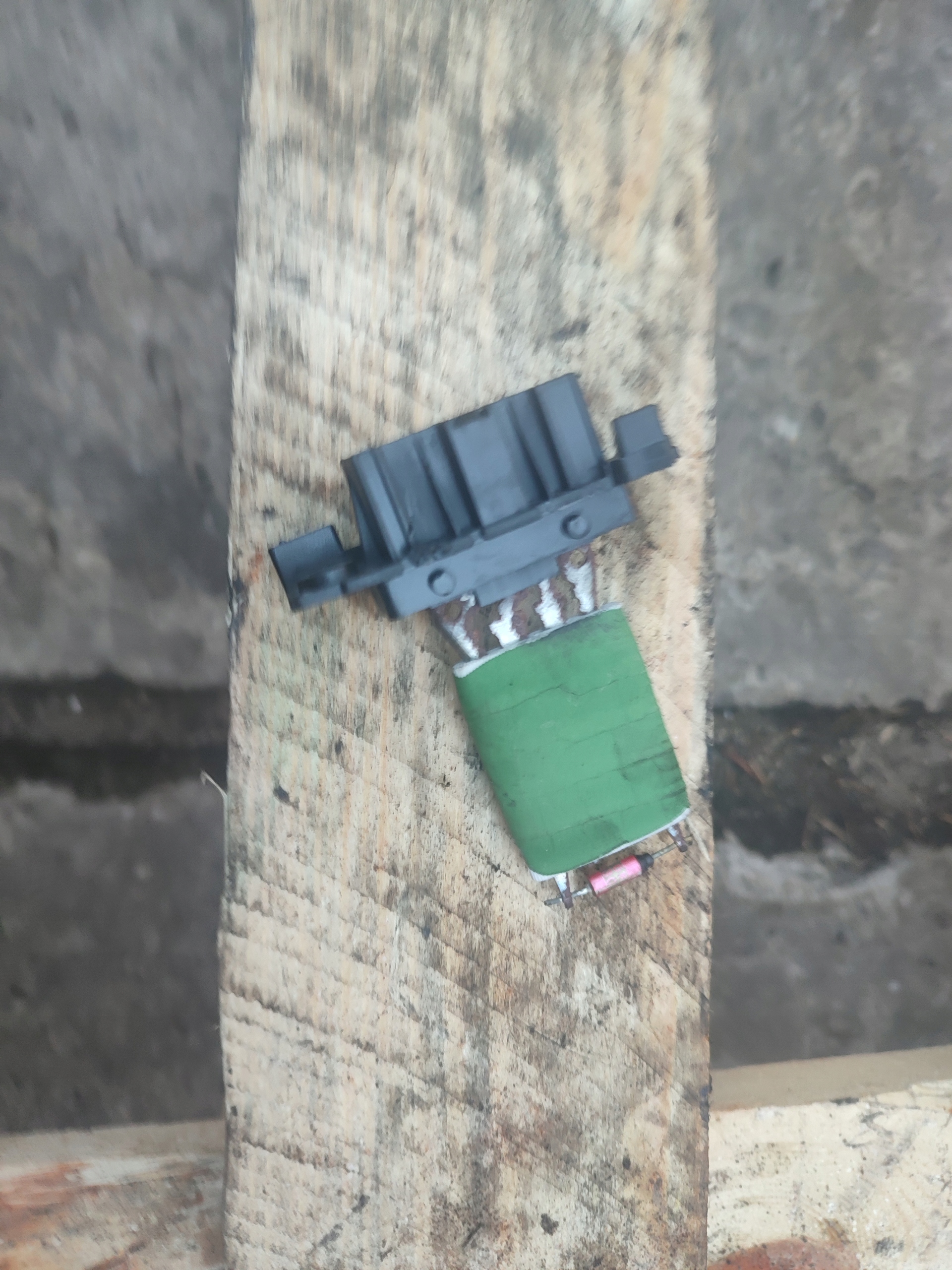 heater fan resistor RENAULT KANGOO II A51001800