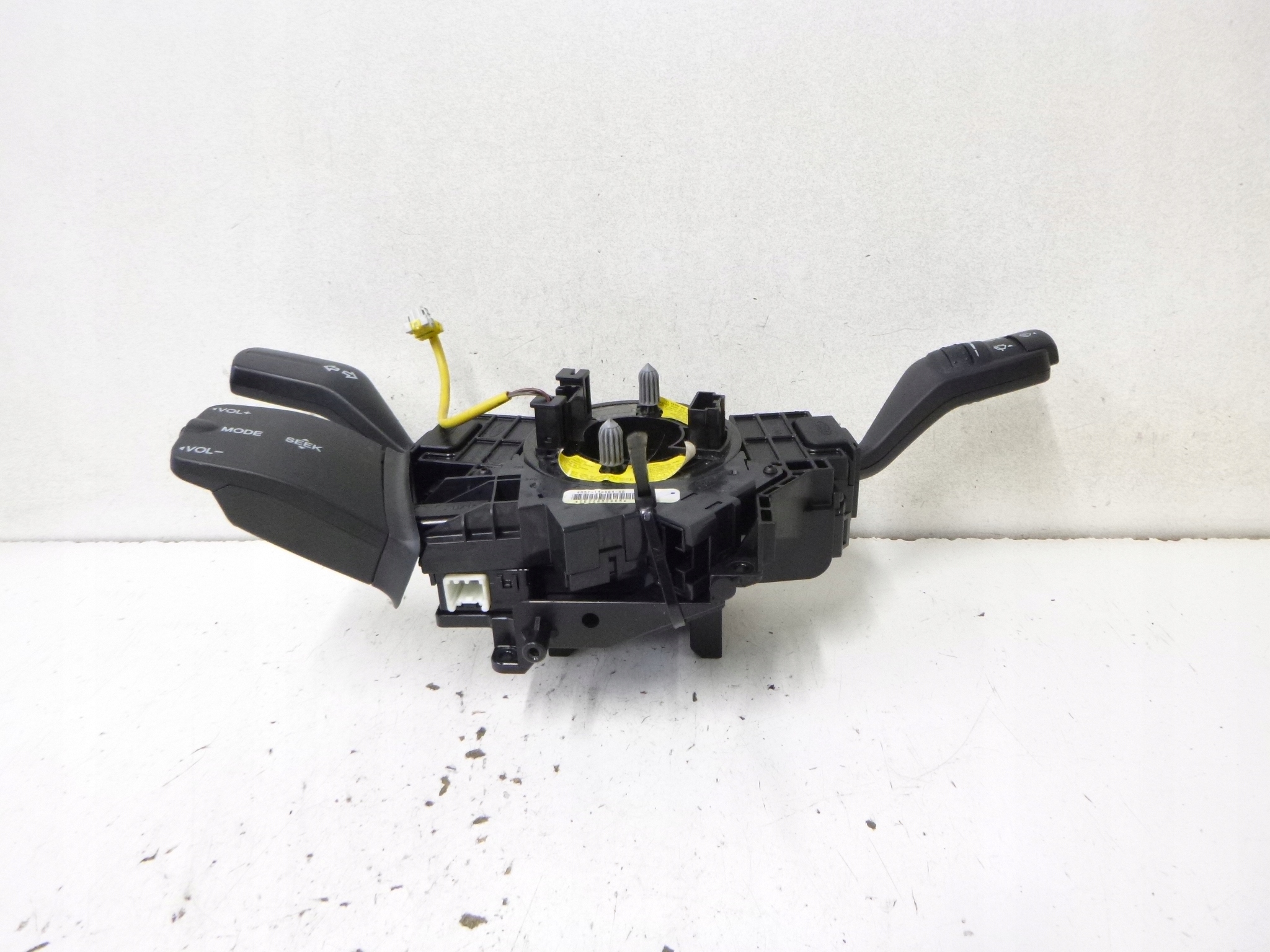 DEVIO LUCI DEVIO zespolone Ford Focus II 2006r. 4M5T-14A664-AB