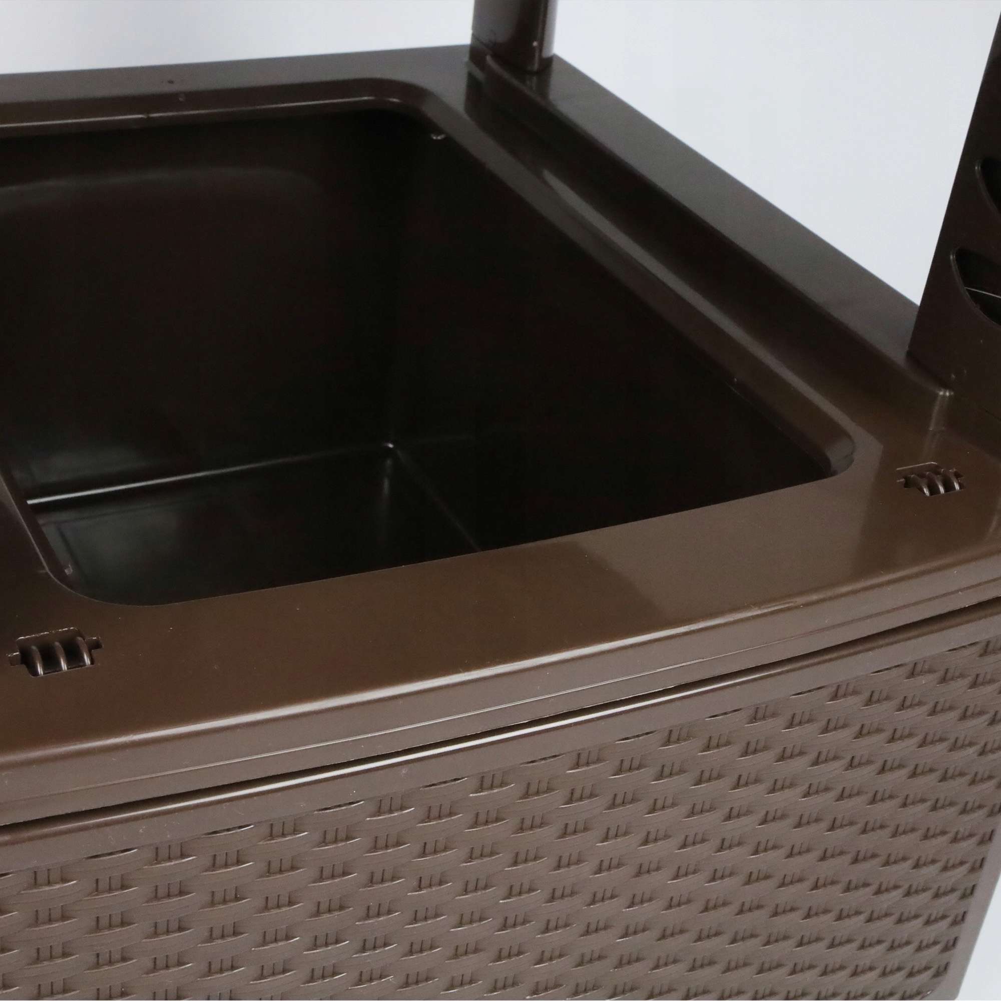 REGAŁ ŁAZIENKOWY BRĄZOWA KOMODA STOJAK SŁUPEK SZAFKA Z 4 KOSZAMI RATTAN