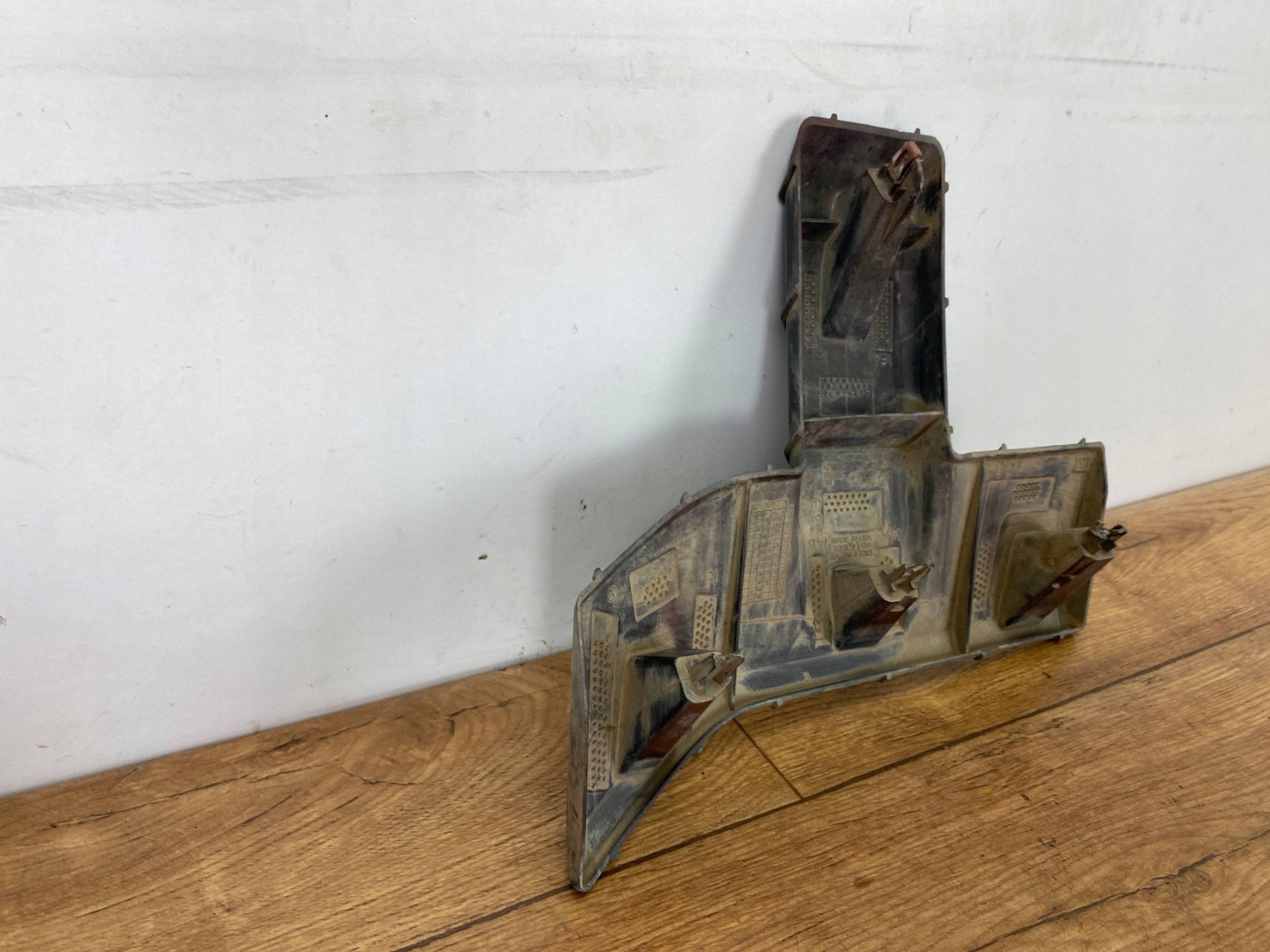 holder ramki mouldings right Ford F150 2015+