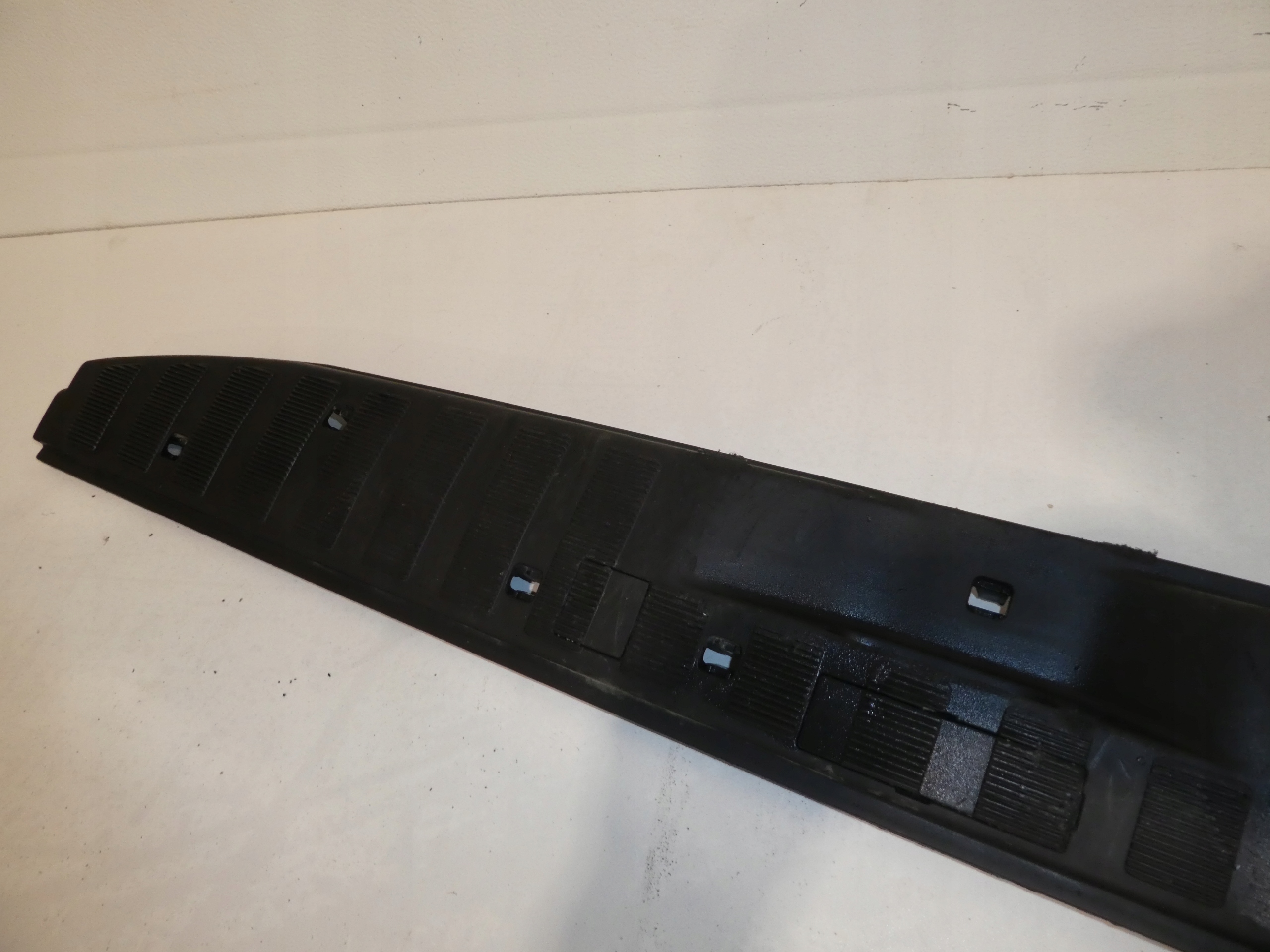 moulding threshold boot A9066860074 SPRINTER 906