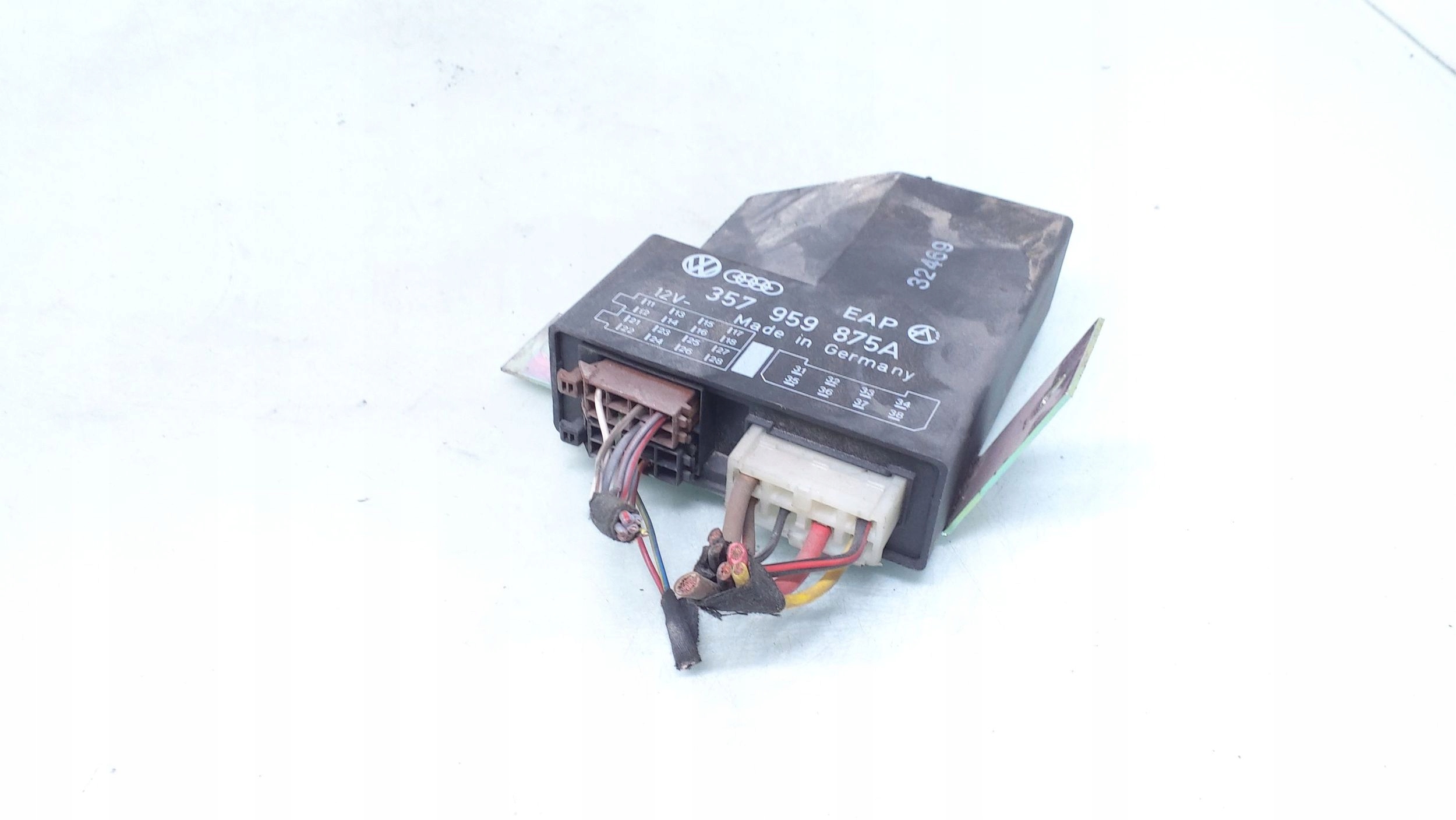 1994 Volkswagen PASSAT B3 Moduł drzwi 357959875A