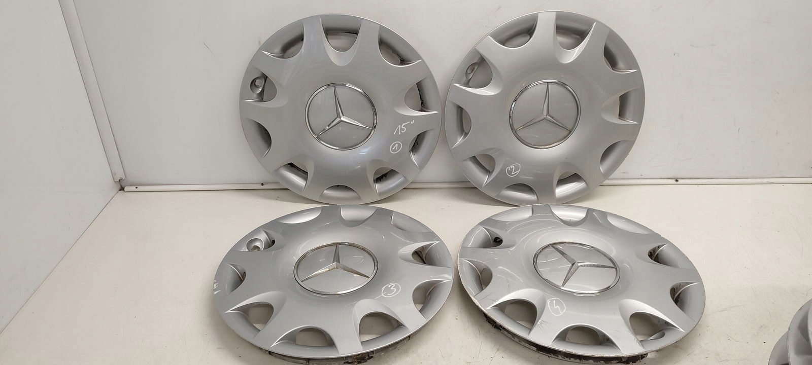 decorative disc cover 15" cali Mercedes W169