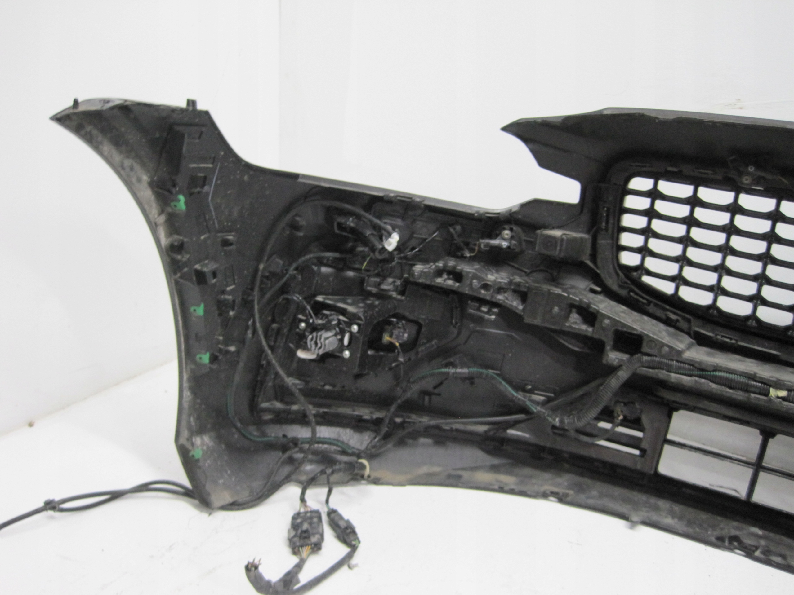 bumper VOLVO V60 III 24R 4 PDC XENON front front