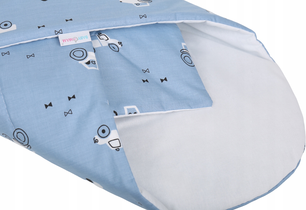 ROŻEK BECIK NIEMOWLĘCY Z WKŁADEM KOKOSOWYM USZTYWNIANY BAWEŁNA BABYMAM Kolor dominujący odcienie niebieskiego