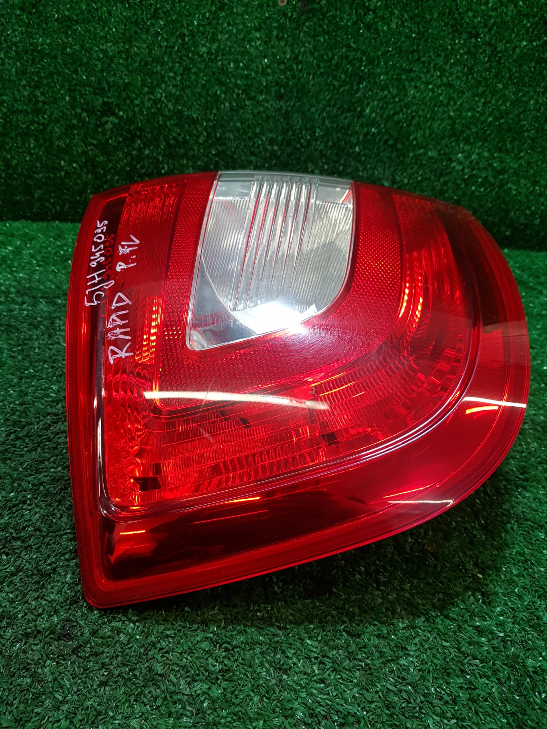 light left rear SKODA RAPID 5JH945095