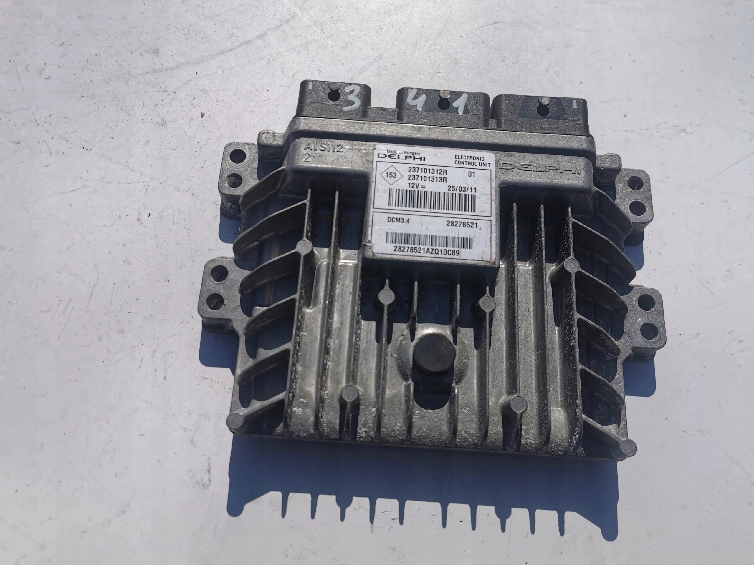 RENAULT TWINGO 1.5DCI 28278521 237101312R Computer