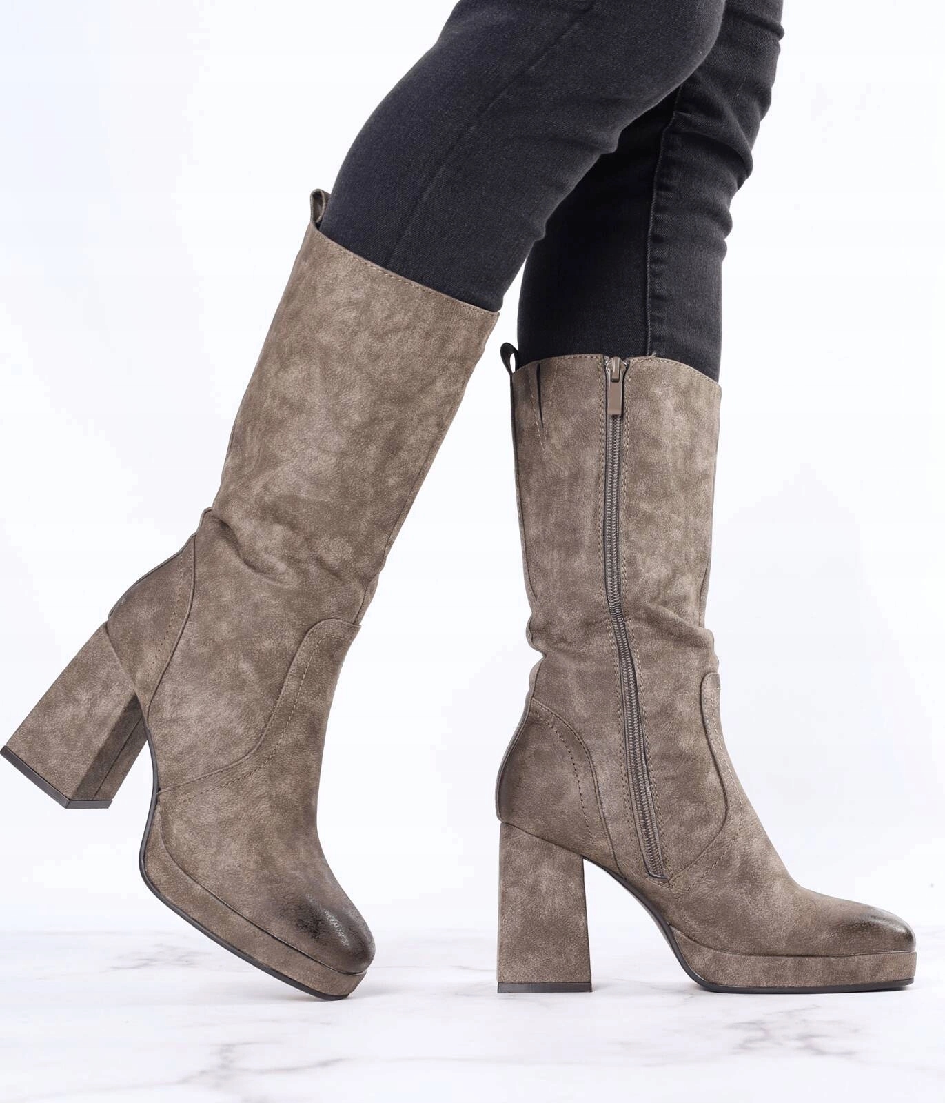 Modne kozaki damskie zimowe ocieplane na klocku i platformie Jezzi r.40 Marka Jezzi