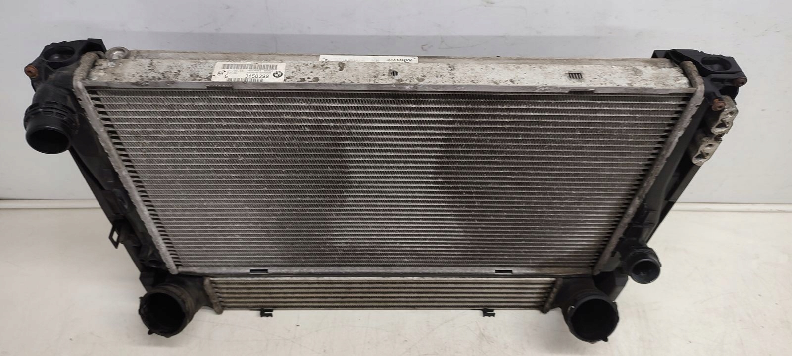 chladiče komplet BMW E90 E91 2,0D