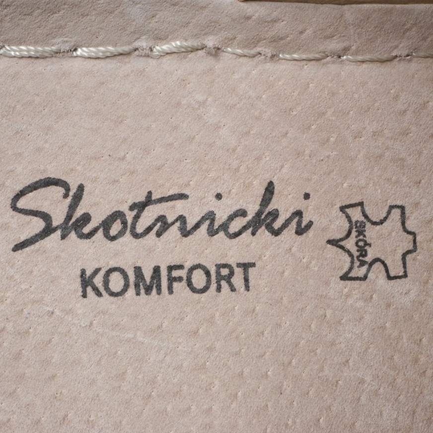 Klapki Damskie Buty do Pracy do Domu na Lato LEKKIE Wygodne wkł. SKÓRA Materiał zewnętrzny skóra ekologiczna