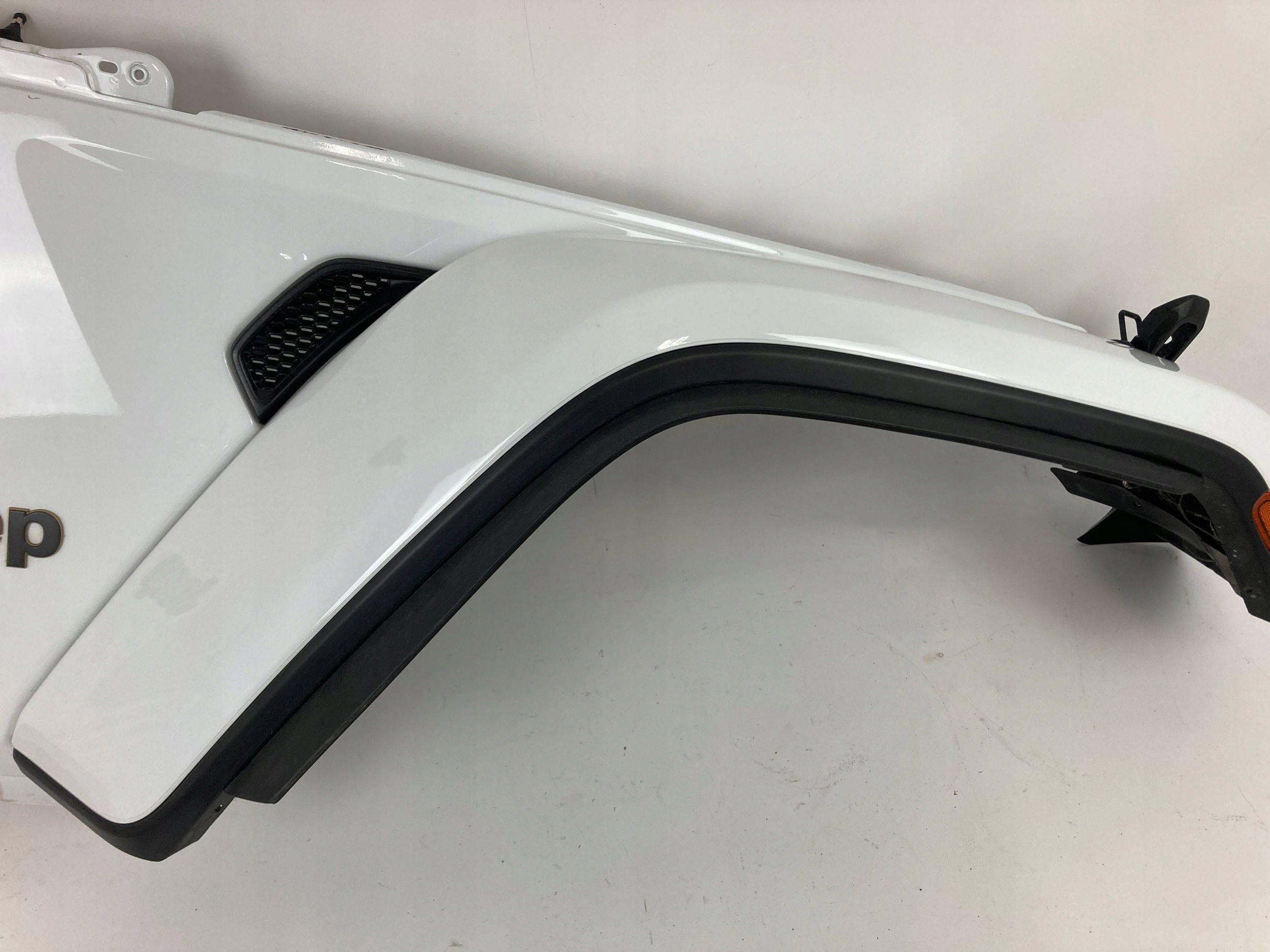 Jeep Wrangler JL fender right front complete 2021-26