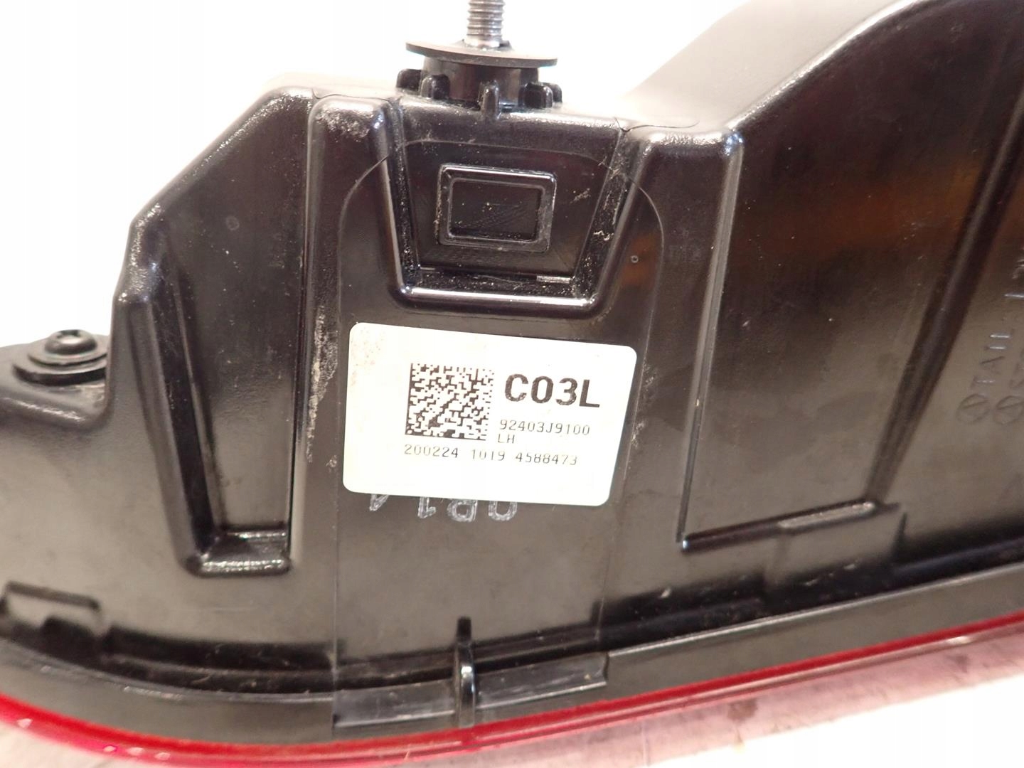 light rear part rear left HYUNDAI KONA 2017- 92403-J9100