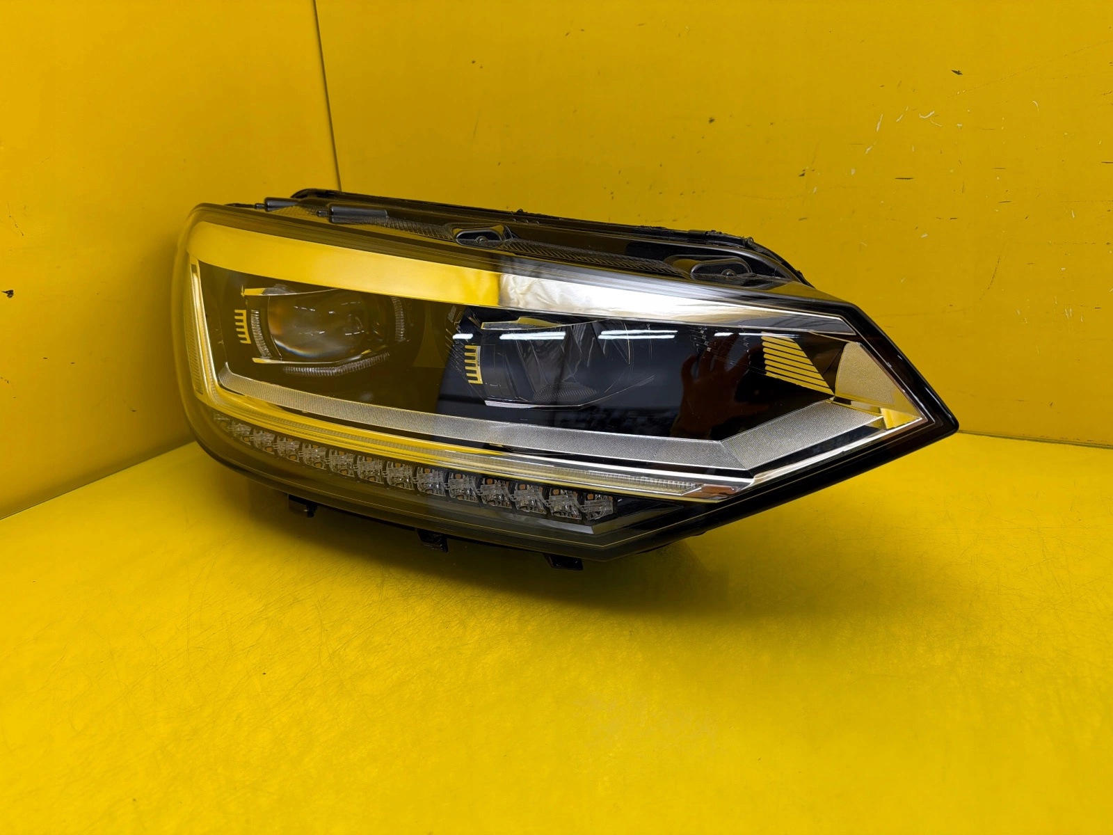 light right front VW Touran III 2015- Full Led 5TB941082D