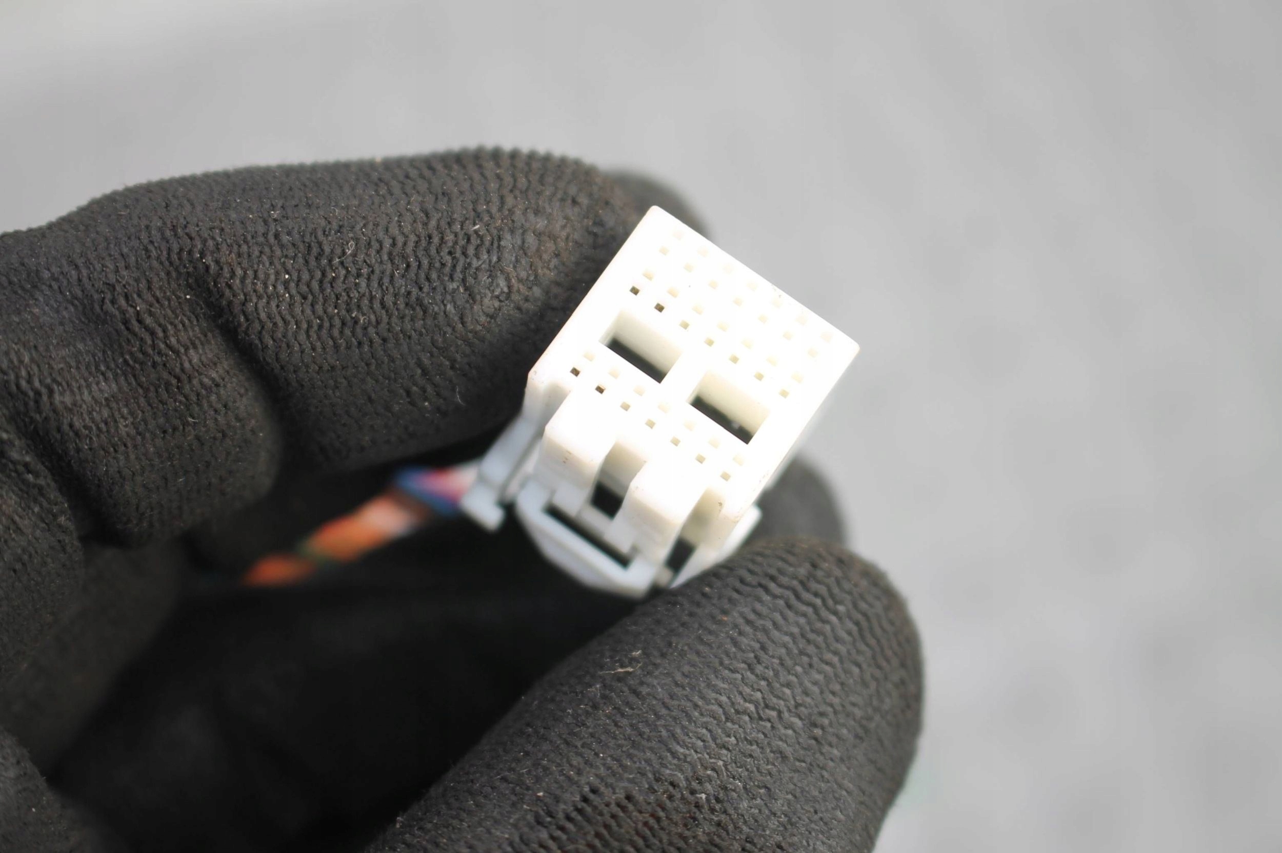 радио экран 96560H8461FHV kia STONIC GT как