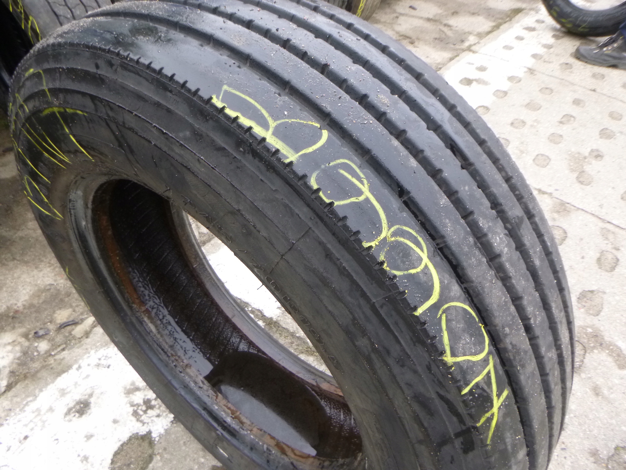 245 / 70R19,5 Aeolus HN828+ передня