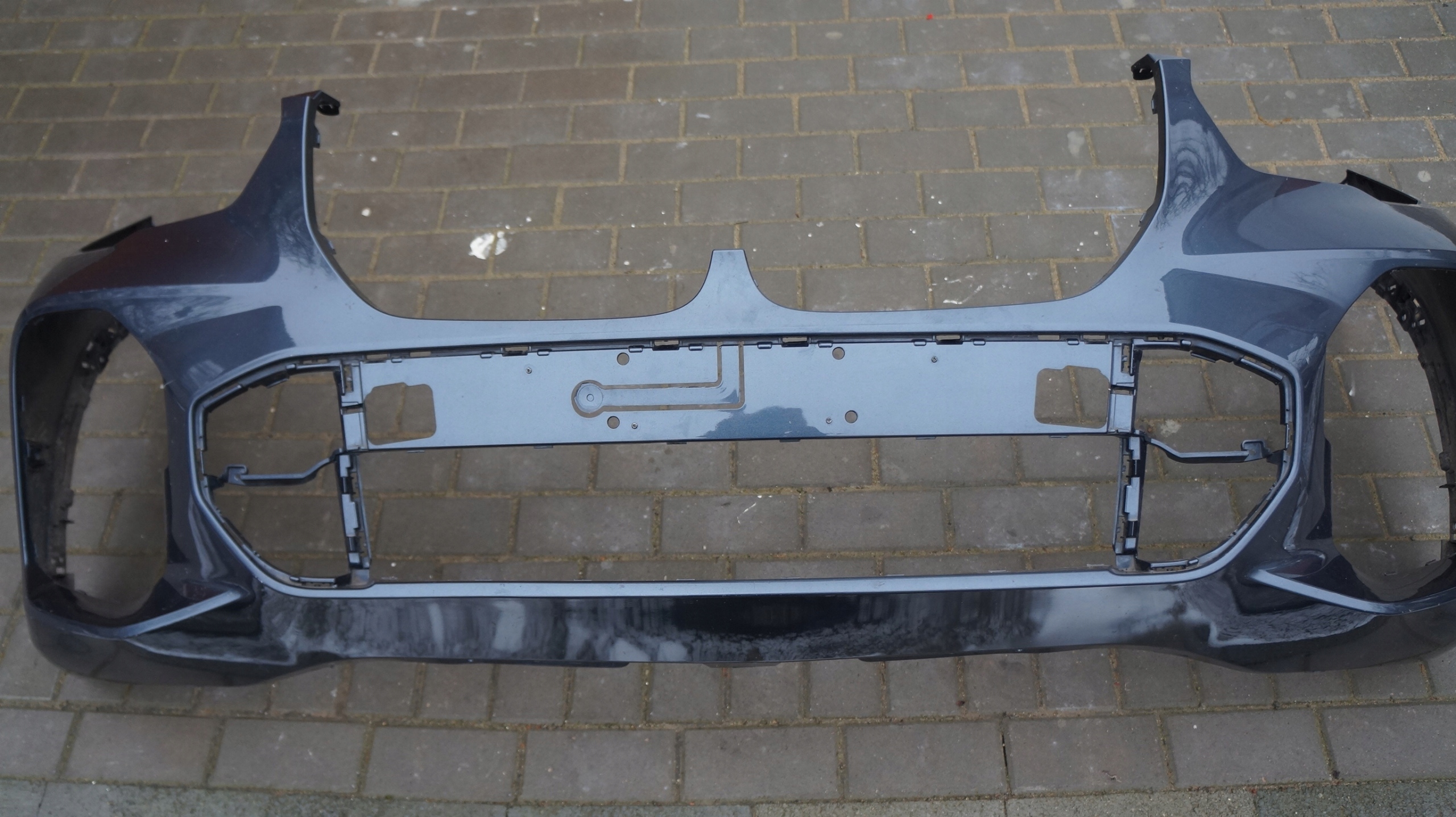 BMW X5 G05 ZDERZAK PRZÓD PRZEDNI 849231 SKORUPA Typ samochodu Samochody osobowe