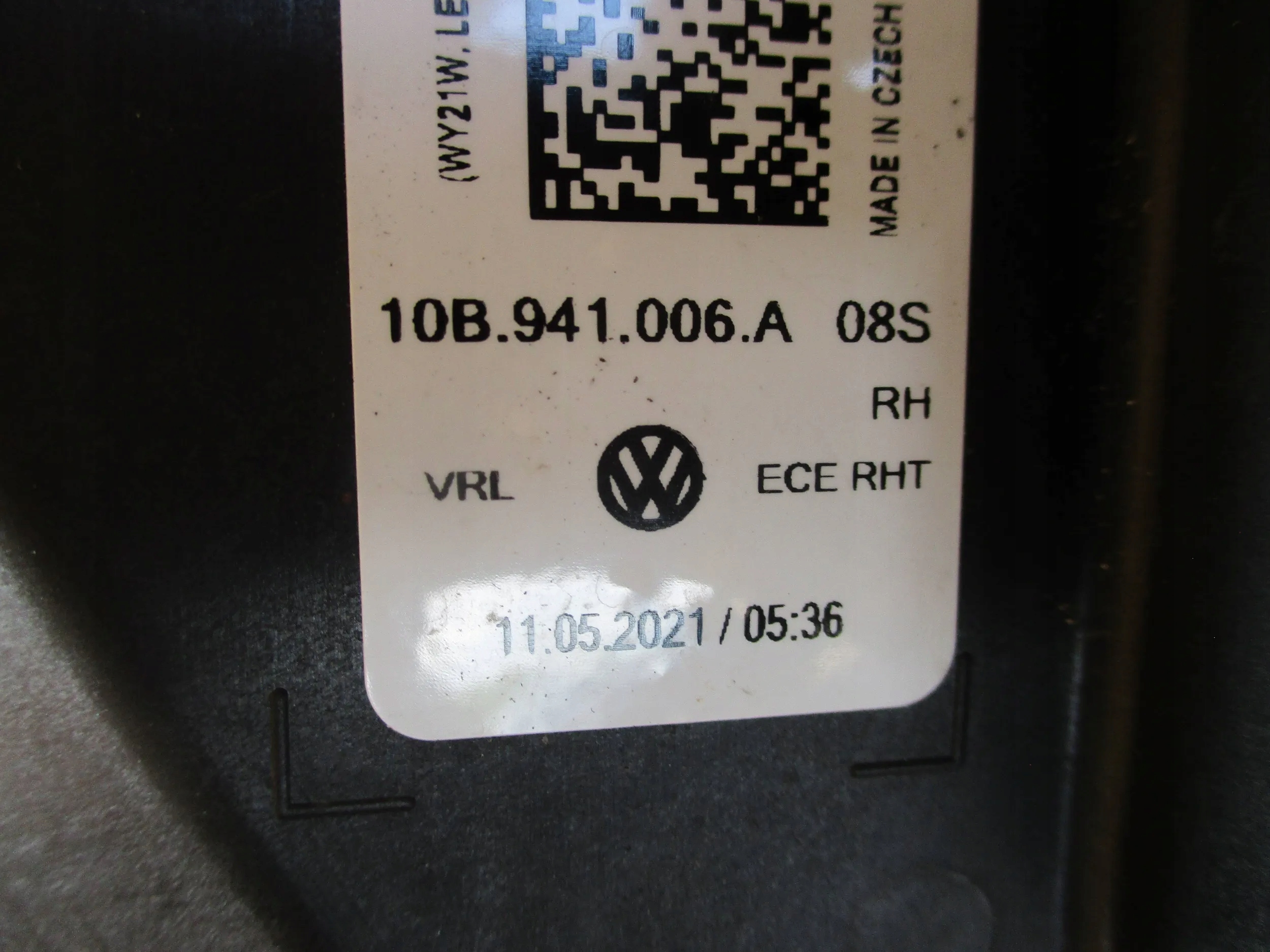 light right front front VW ID3