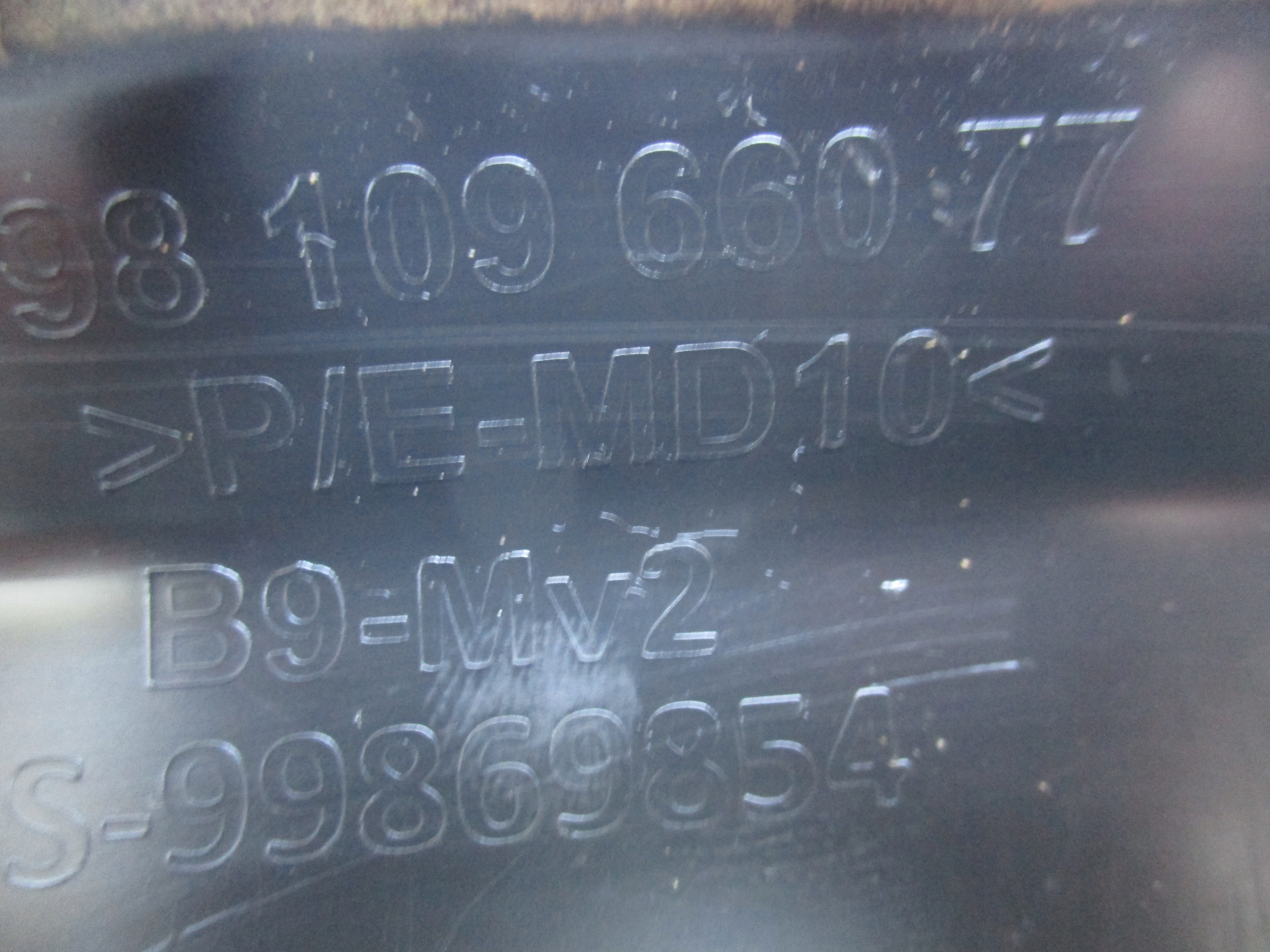 grid of a bumper right front front Berlingo 3 III 15r- 9810966077