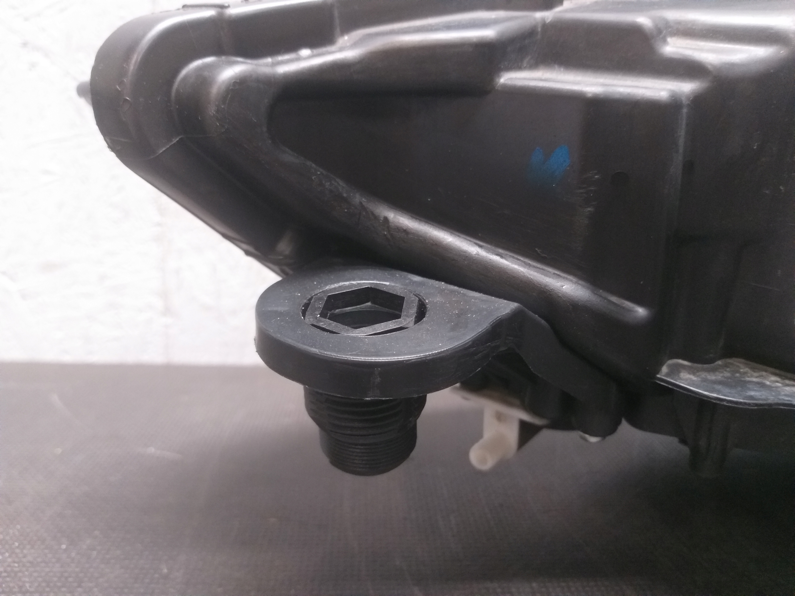 LIGHT FRONT RIGHT AUDI A3 13-16 XENON LED 8V0941044M