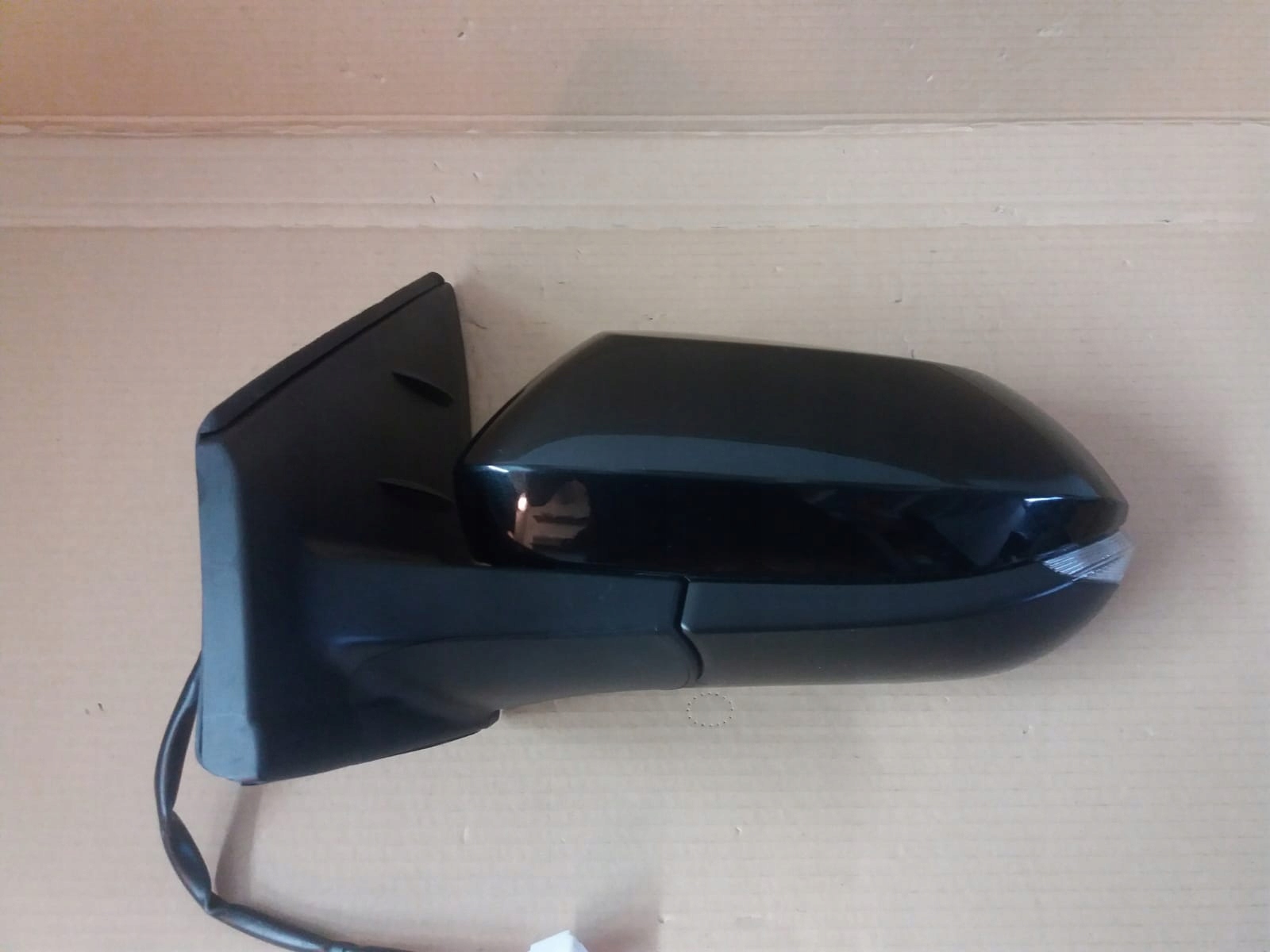 TOYOTA YARIS IV LEWE SKŁADANE ASYSTENT 9 PIN EU Podgrzewanie tak