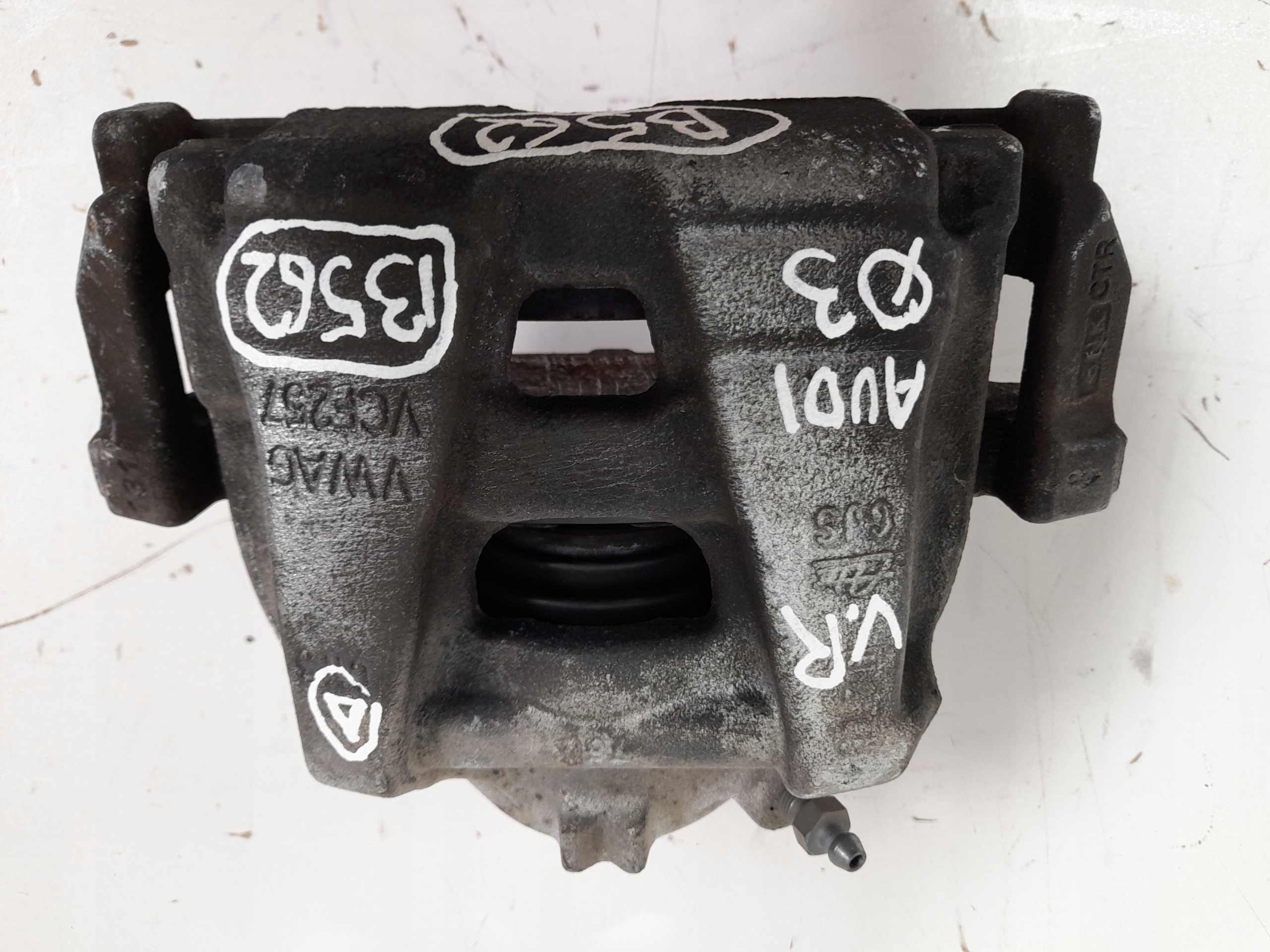 VW TIGUAN AUDI Q3 caliper brake right front VCF257