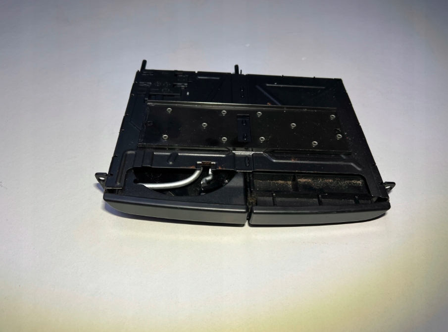 A2306800750, 2306800750 - Cupholder, подстаканник Mercedes SL R230