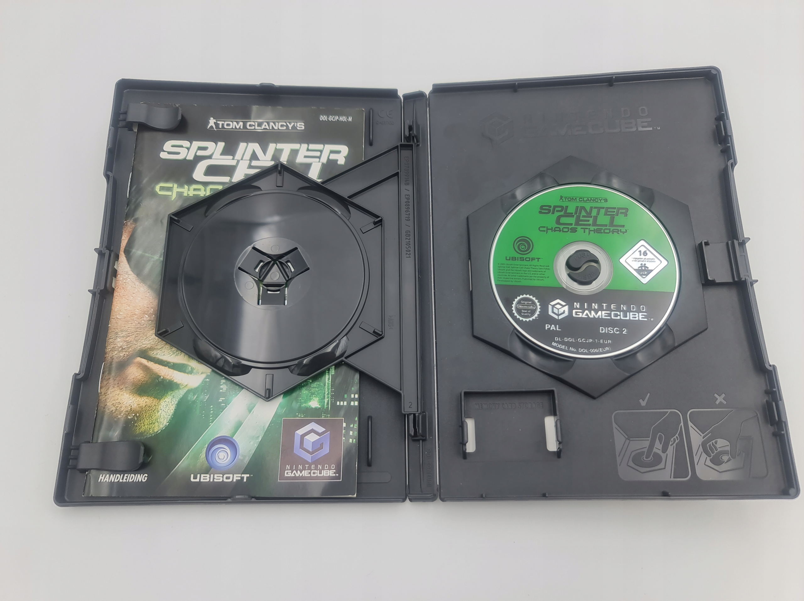 GAMECUBE TOM CLANCY'S SPLINTER CELL CHAOS THEORY EAN (GTIN) 3307210175366