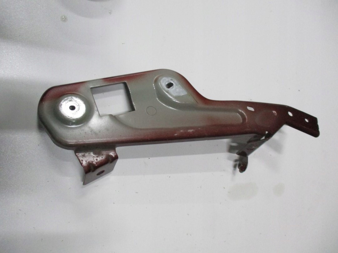 Крепление крыла RENAULT GRAND SCENIC IV скольжение