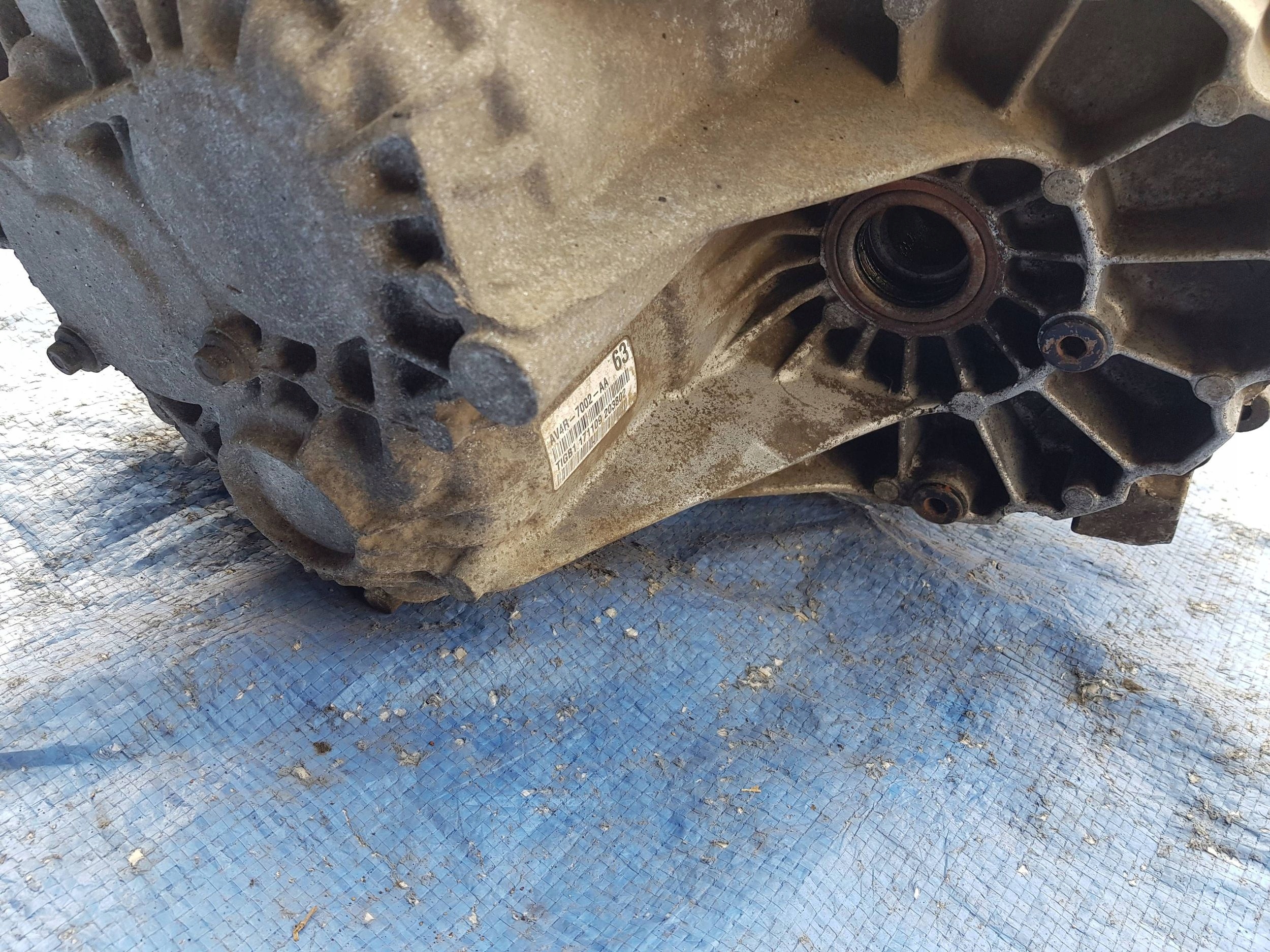 manuale cambio 5 ingranaggi anteriore Ford Kuga MKI AV4R7002AA