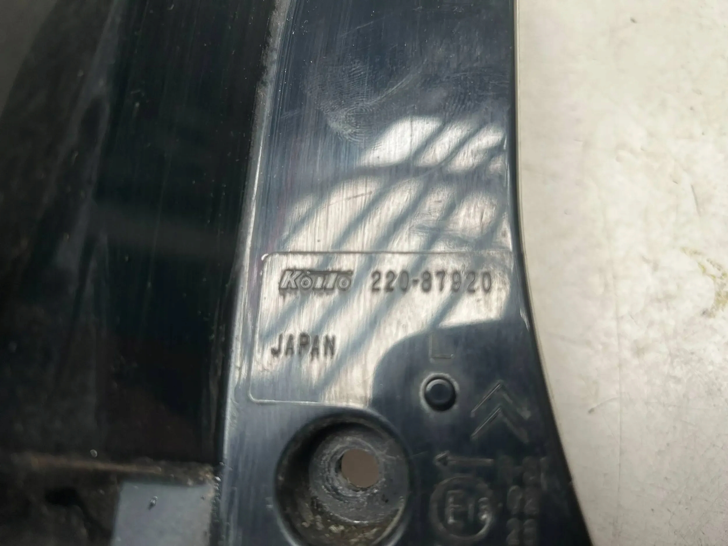 Lampa tył lewy Citroen C-Crosser 2008 Typ samochodu Samochody osobowe