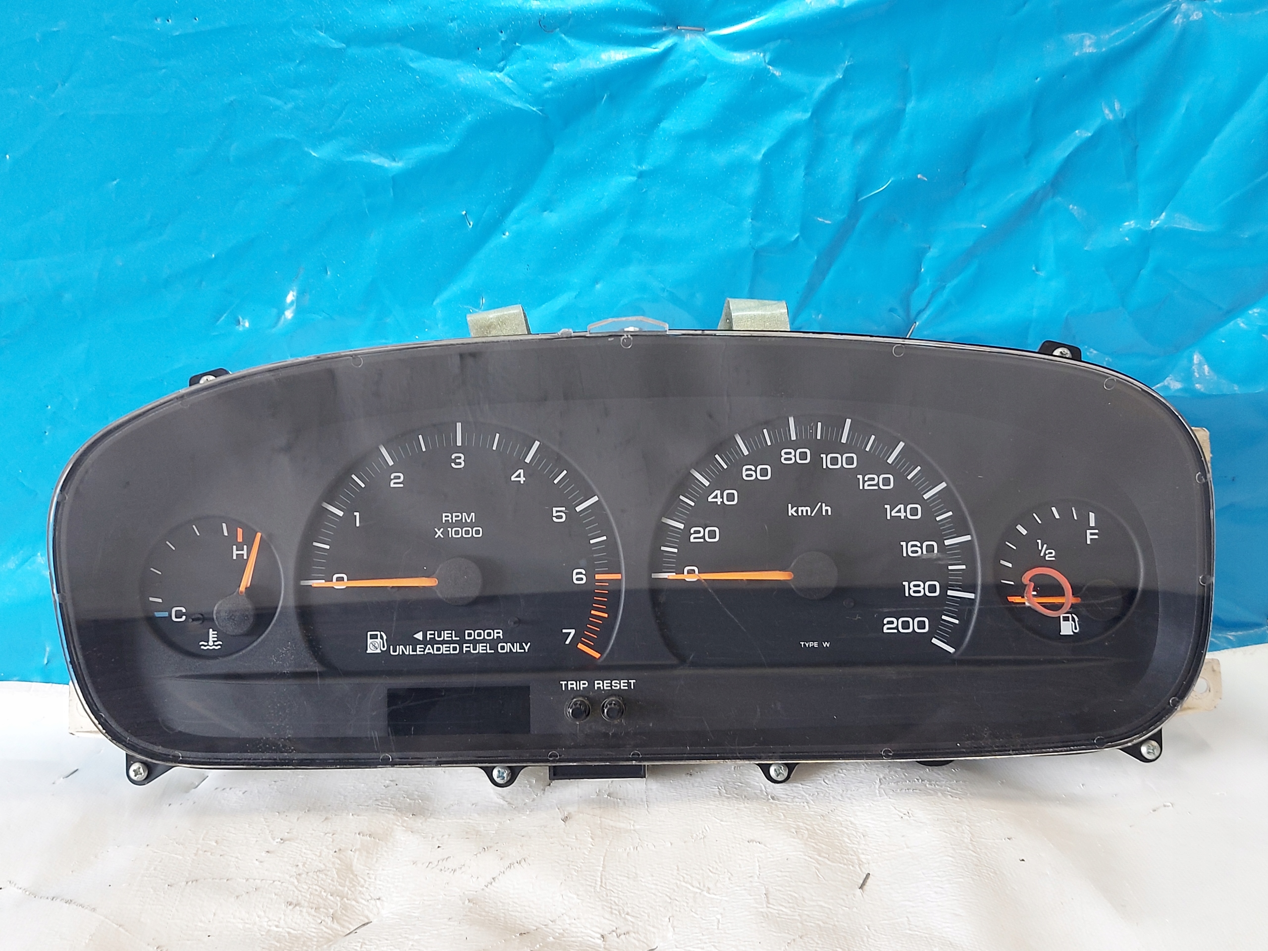 dials clock CHRYSLER VOYAGER III 2.4 B TN2574102260