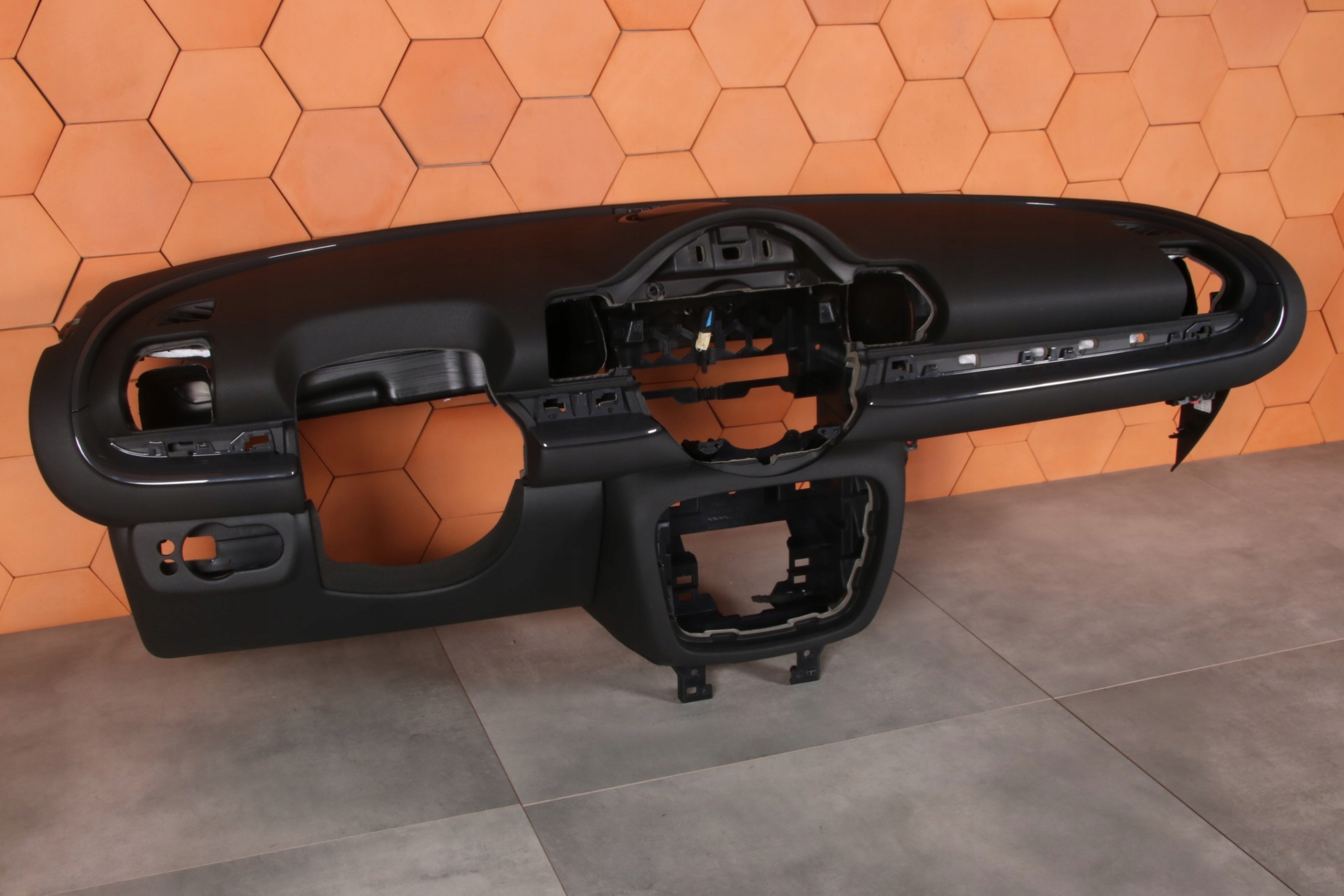 MINI CLUBMAN F54 originál dashboard instrument panel console black