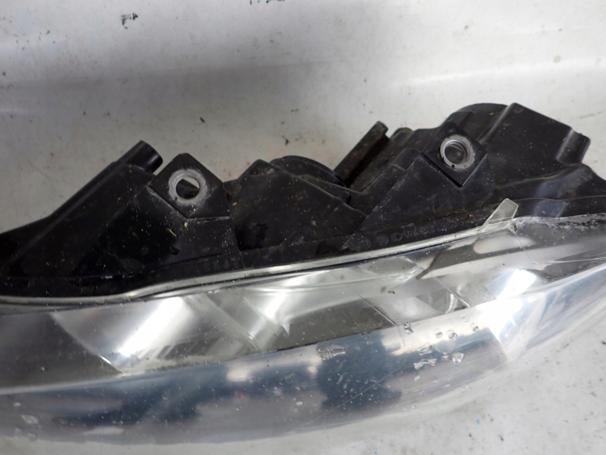 VW GOLF VI 6 08-12 light front front left